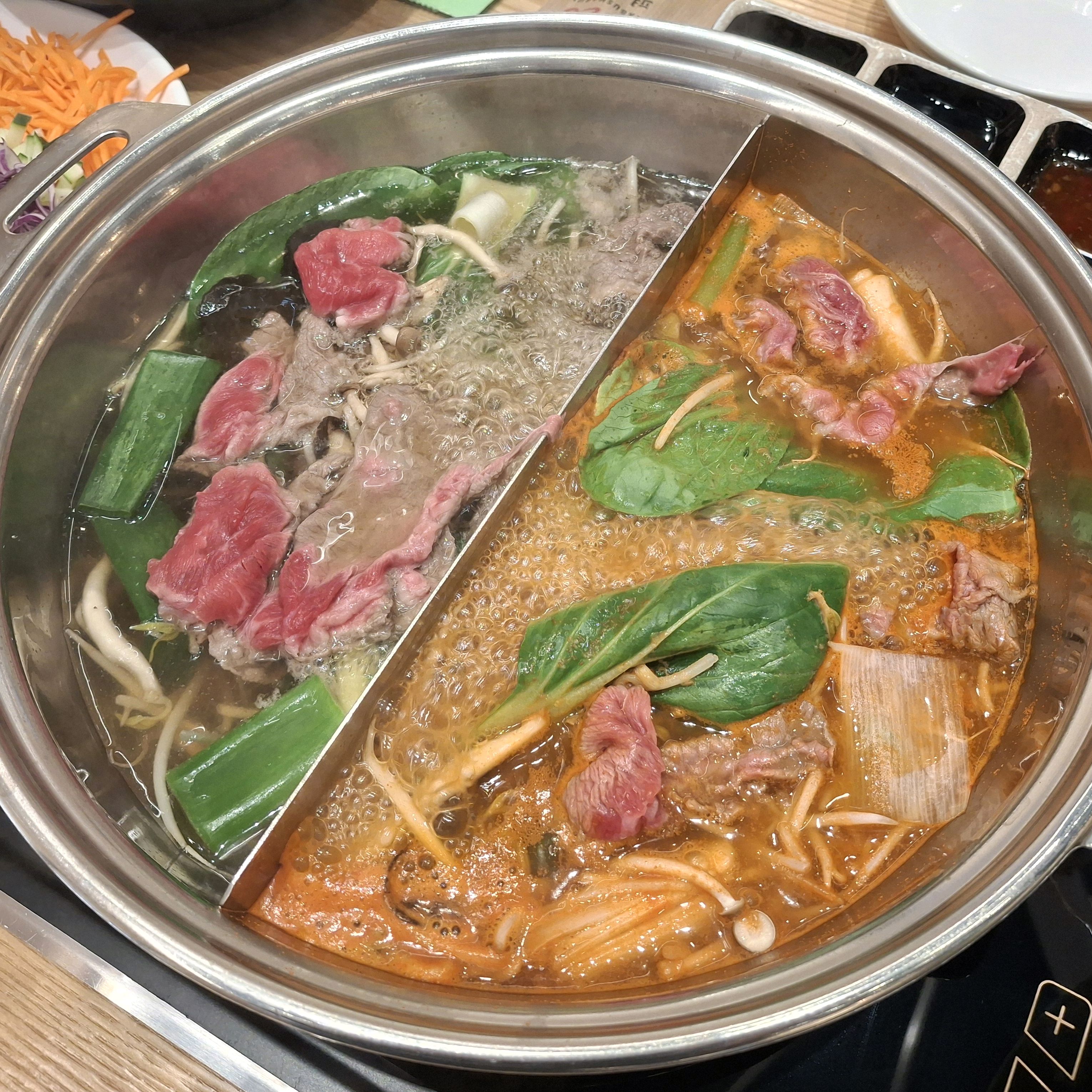 고기를 무한으로 즐길수 있는 샤브20 - 평택 용이동 맛집 샤브20 평택점