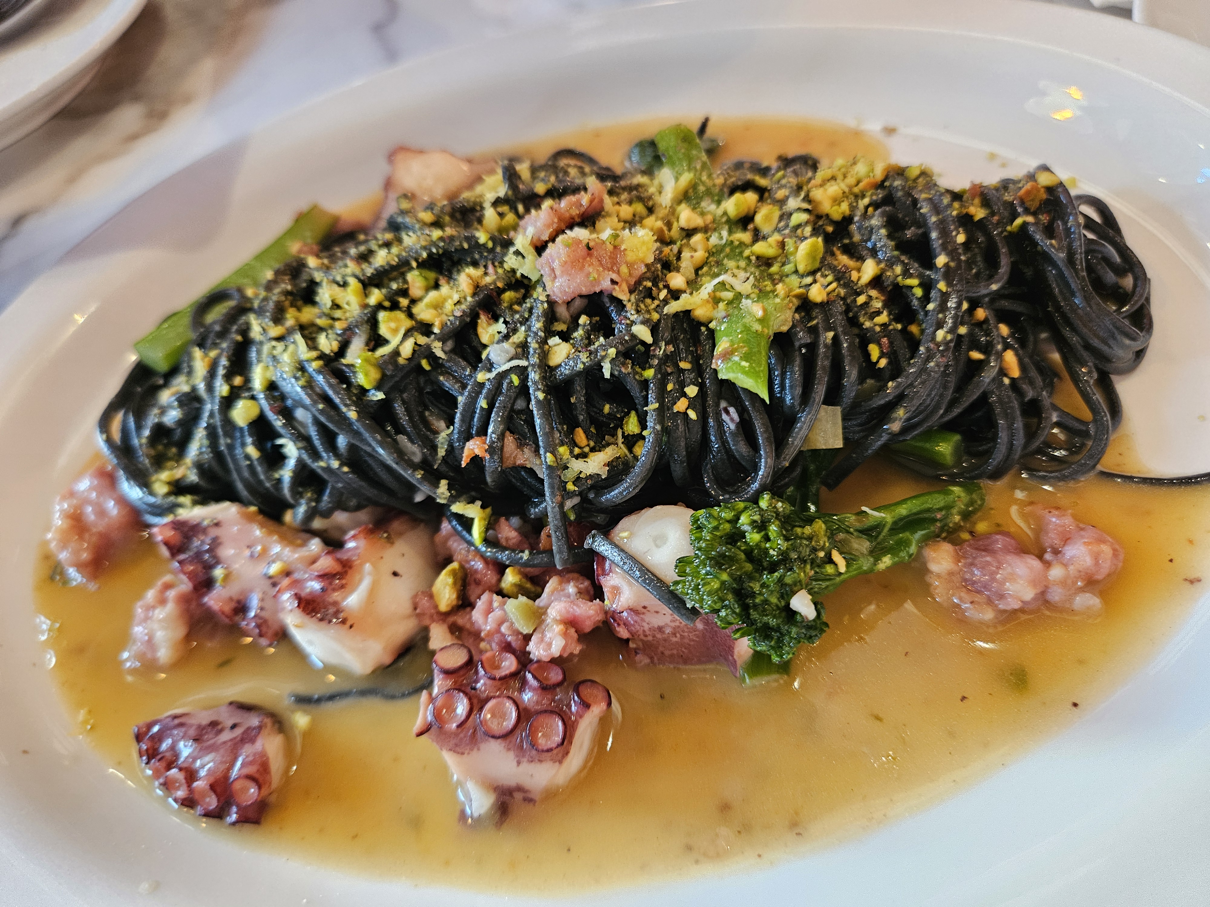 한밭수목원 들르는 길에 만년동 레스토랑을 찾았는데 정말로 맛있는 식당을 이제야 발견했네요