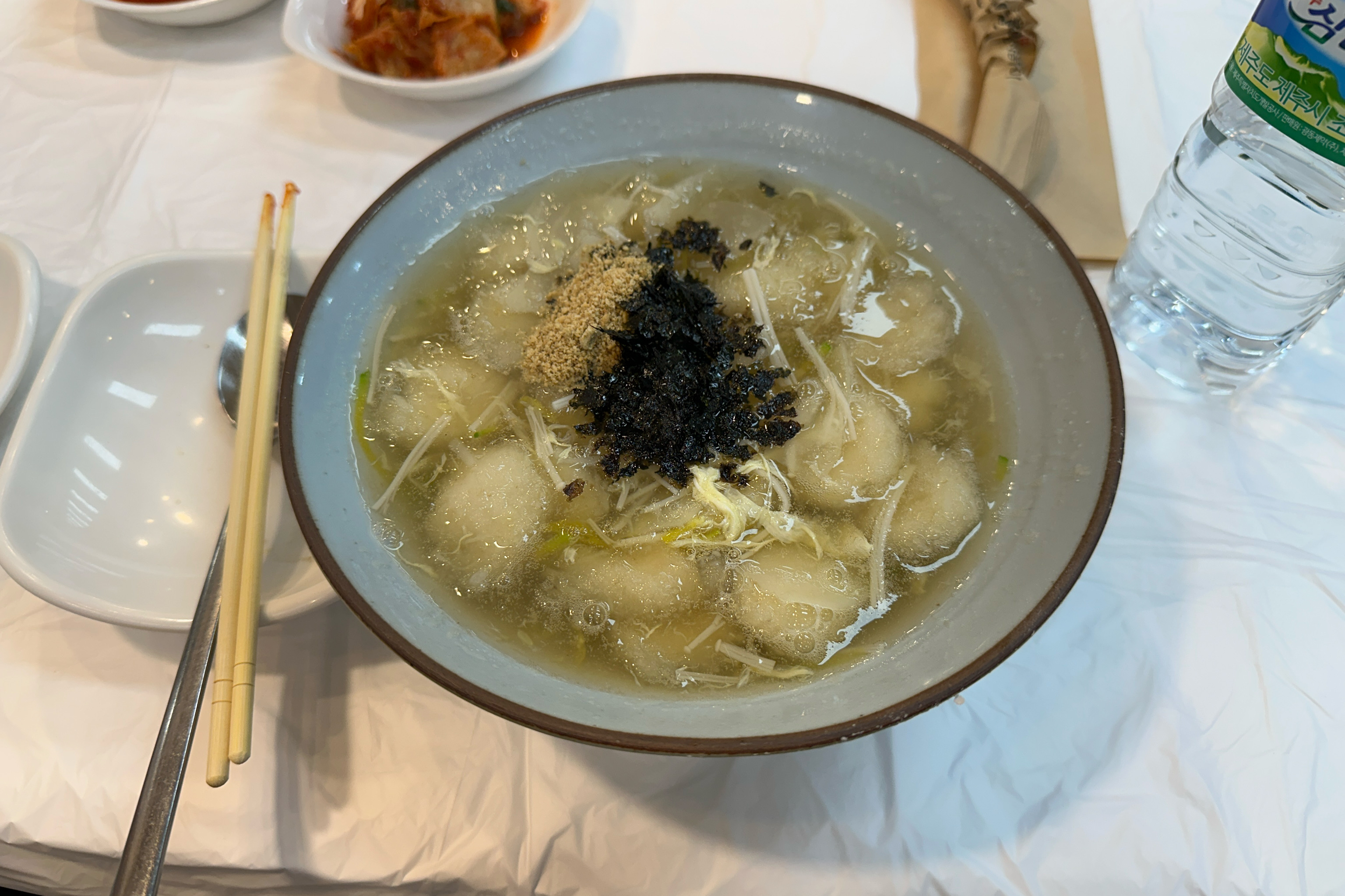 들깨옹심이 기본옹심이 먹었습니다 - 아바이마을 맛집 속초신토불이감자옹심이