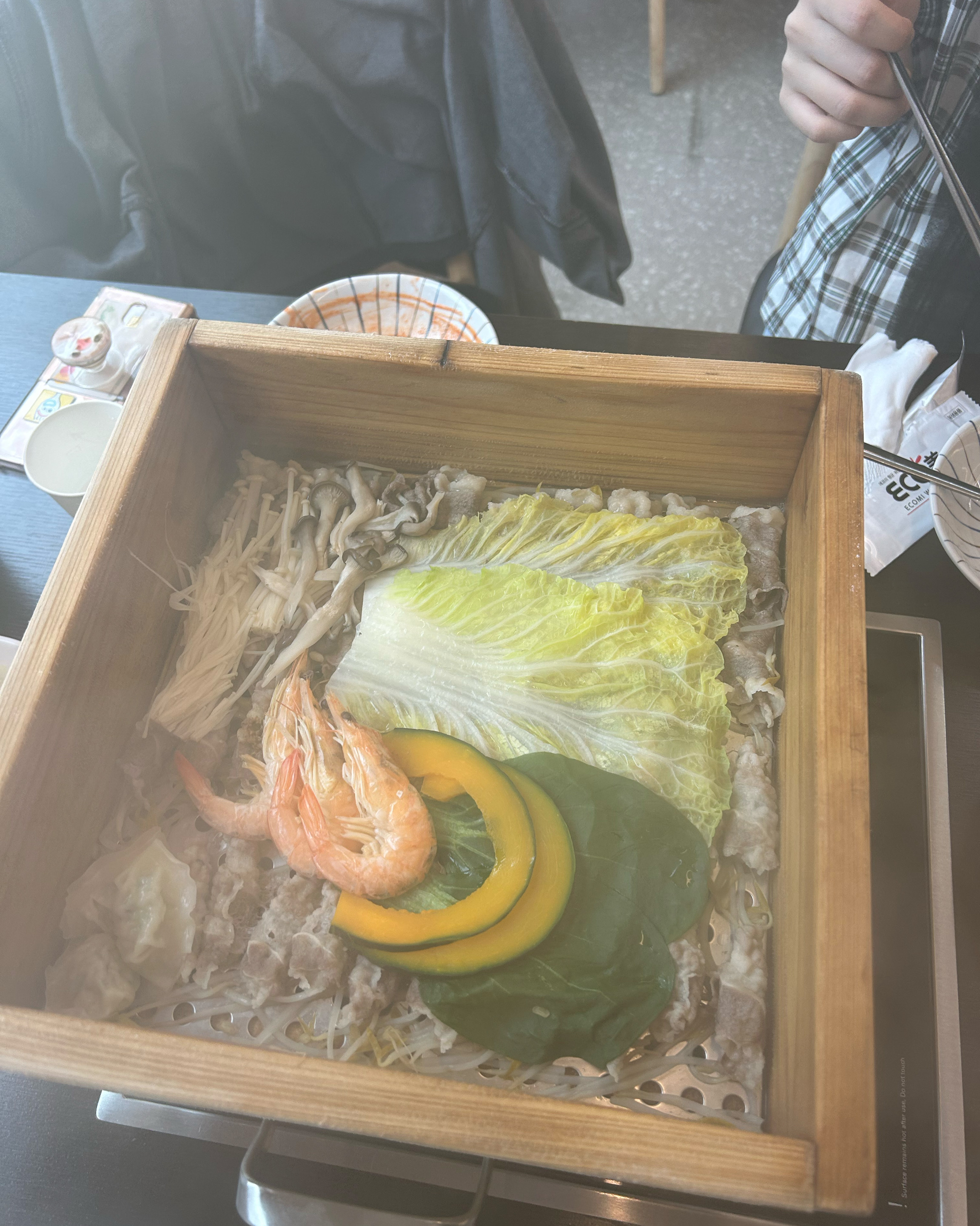 가게가 넓고 깔끔해서 가족모임하기 좋네요~~ 먹거리 종류도 많아요 - 인천 맛집 편편집 인천삼산점