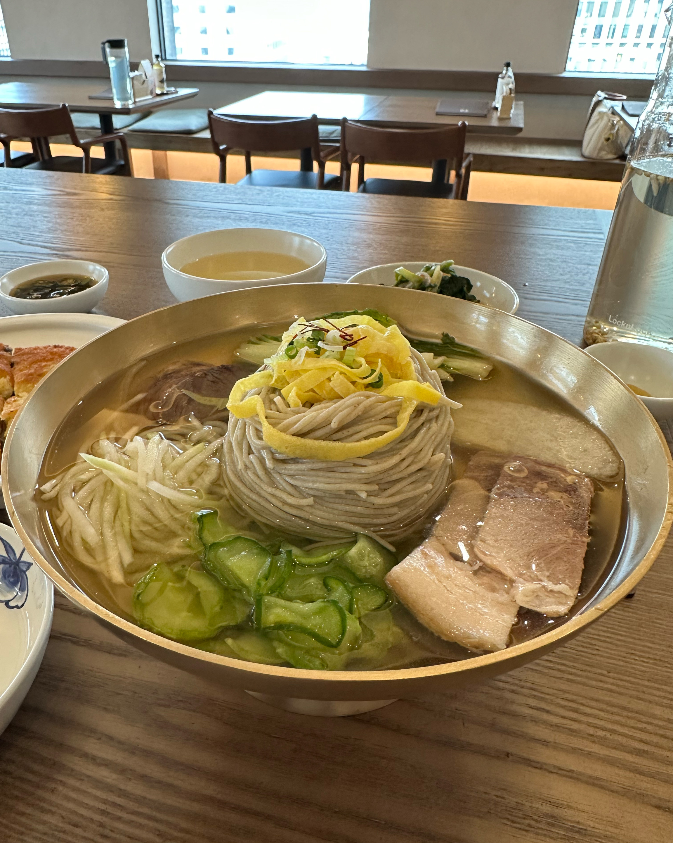 리뉴얼한 신세계백화점 신관에 오픈했다는 냉면 맛집.. - 충무로 맛집 서관면옥 신세계백화점 본점