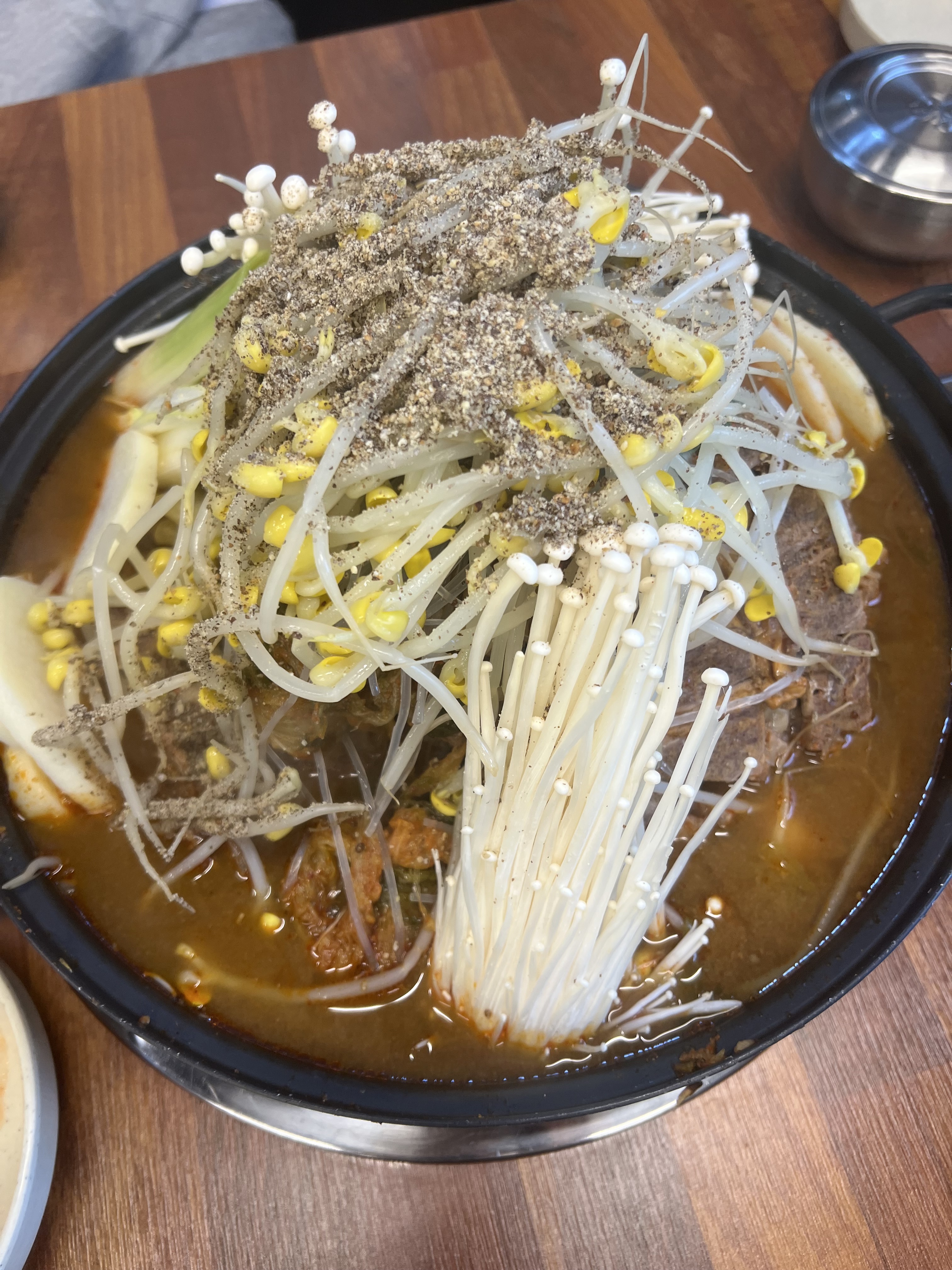고기도 부드럽고 넘 맛나요! - 불당동 맛집 노걸대감자탕 불당점