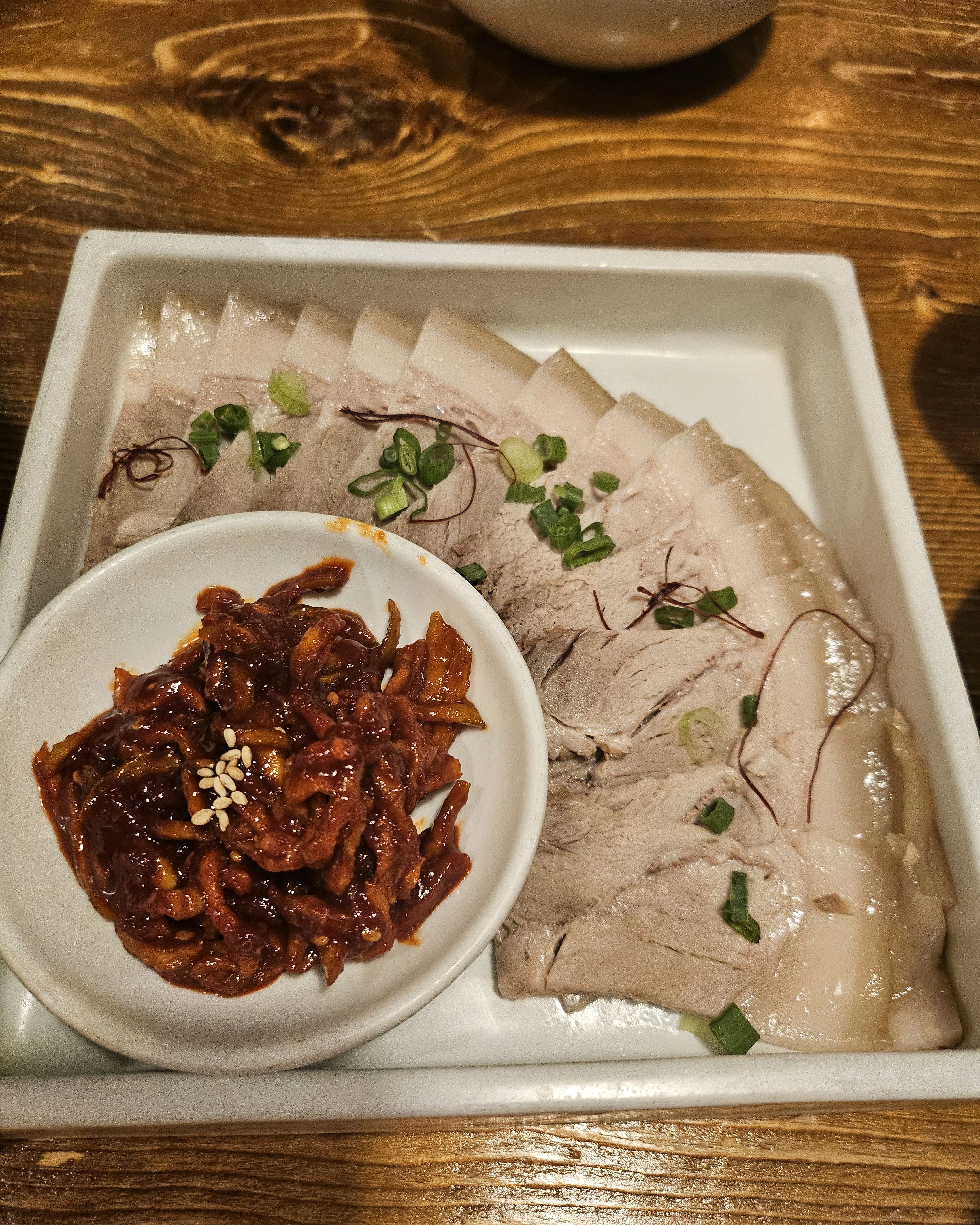 평양냉면을 좋아하는 사람이라면 매우 맛집! - 교대역 맛집 서관면옥 교대본점