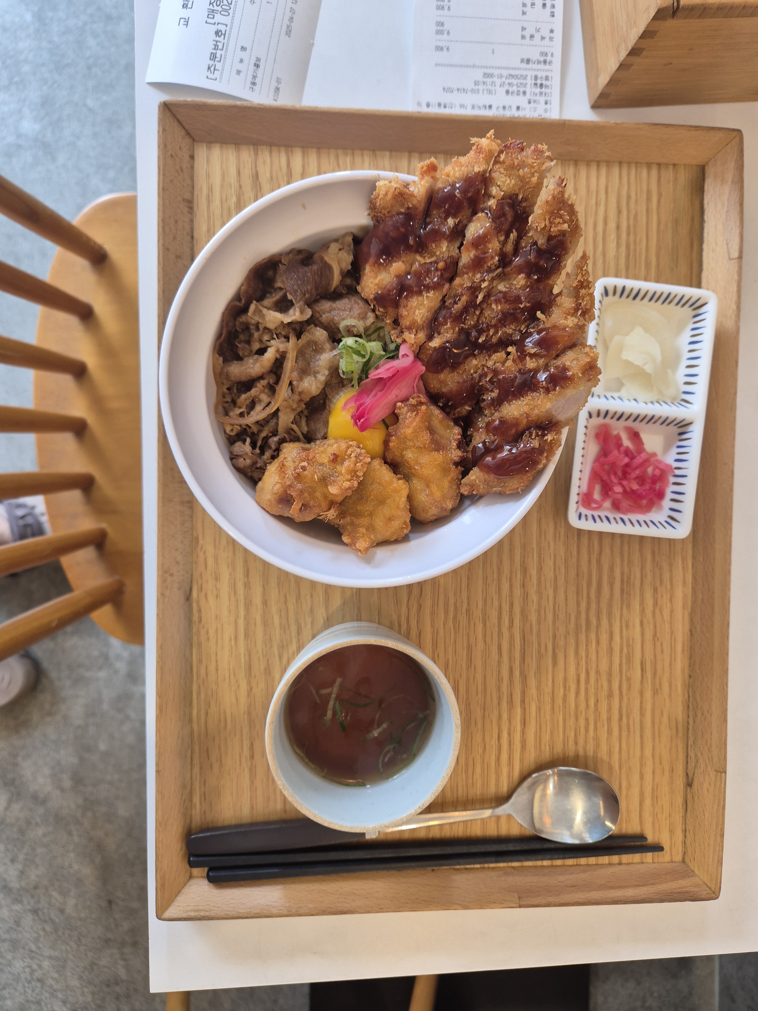혼자와서 먹기 좋은 곳이에요 저렴하고 맛있어요:D - 천호동 맛집 동경규동 암사직영점
