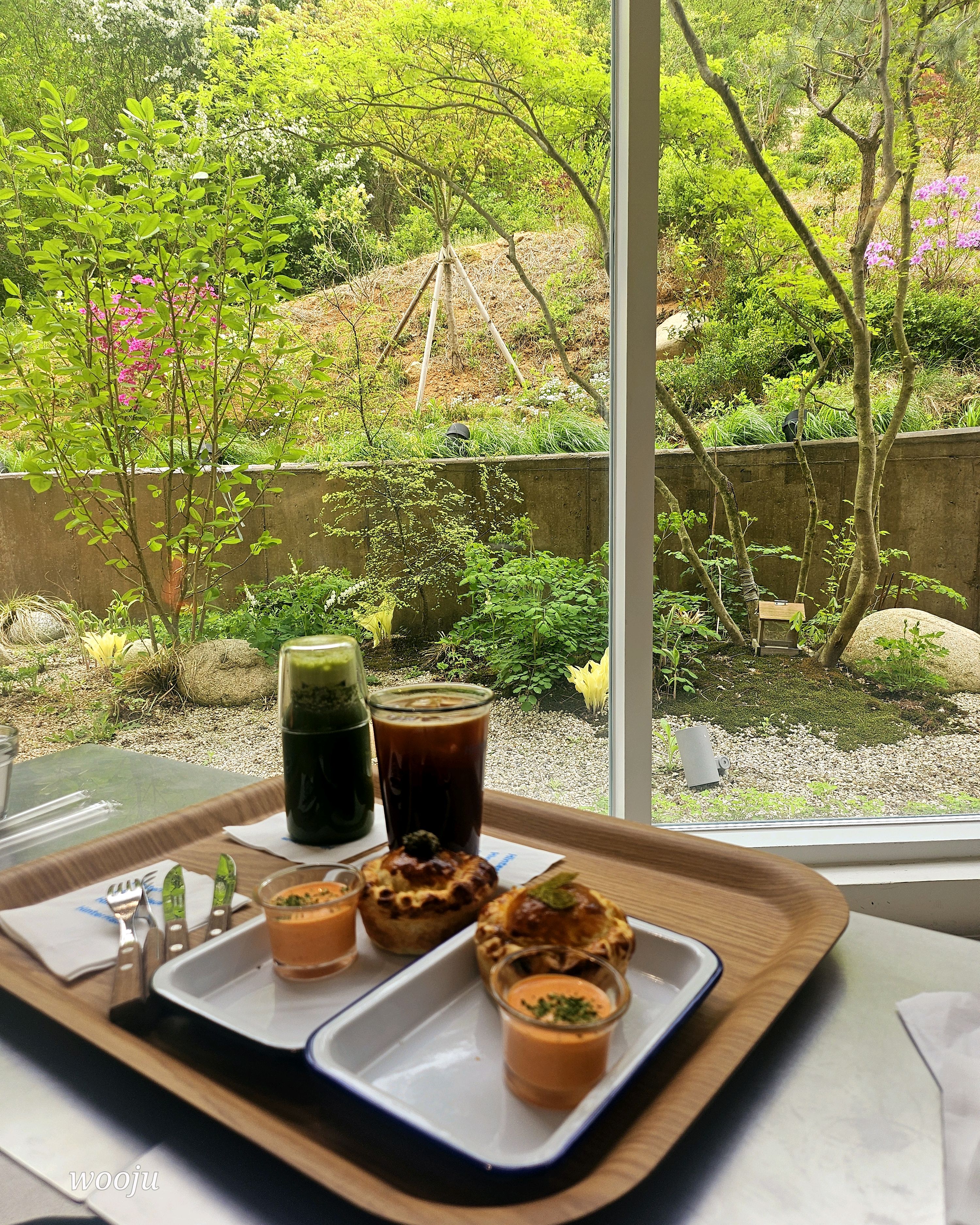 분위기도 넘좋고 특색있는 파이들이 넘 기대이상의 맛이네요~~ - 안양 맛집 힌터하우스