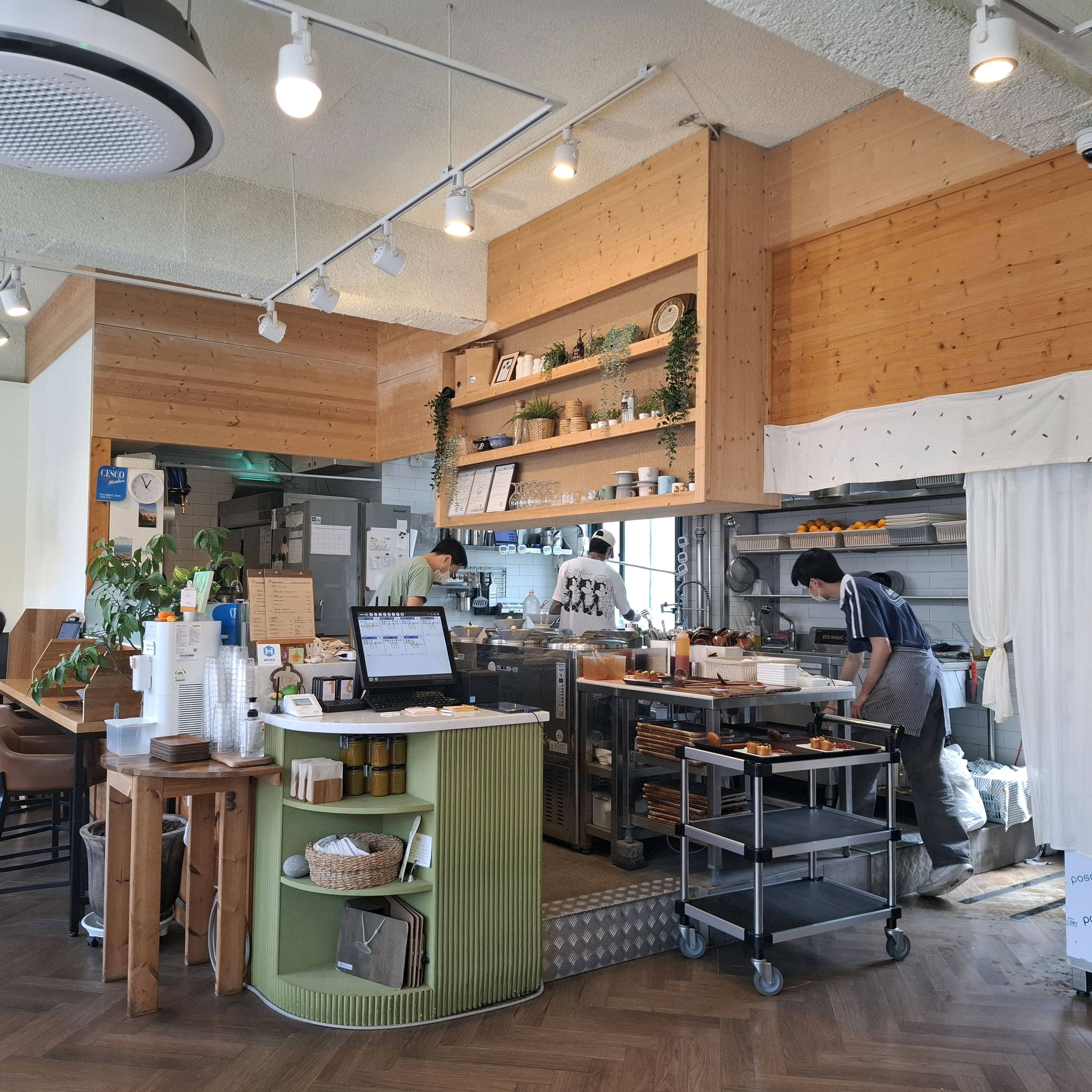 제주 맛집 도토리키친 본점 9번째 리뷰 이미지