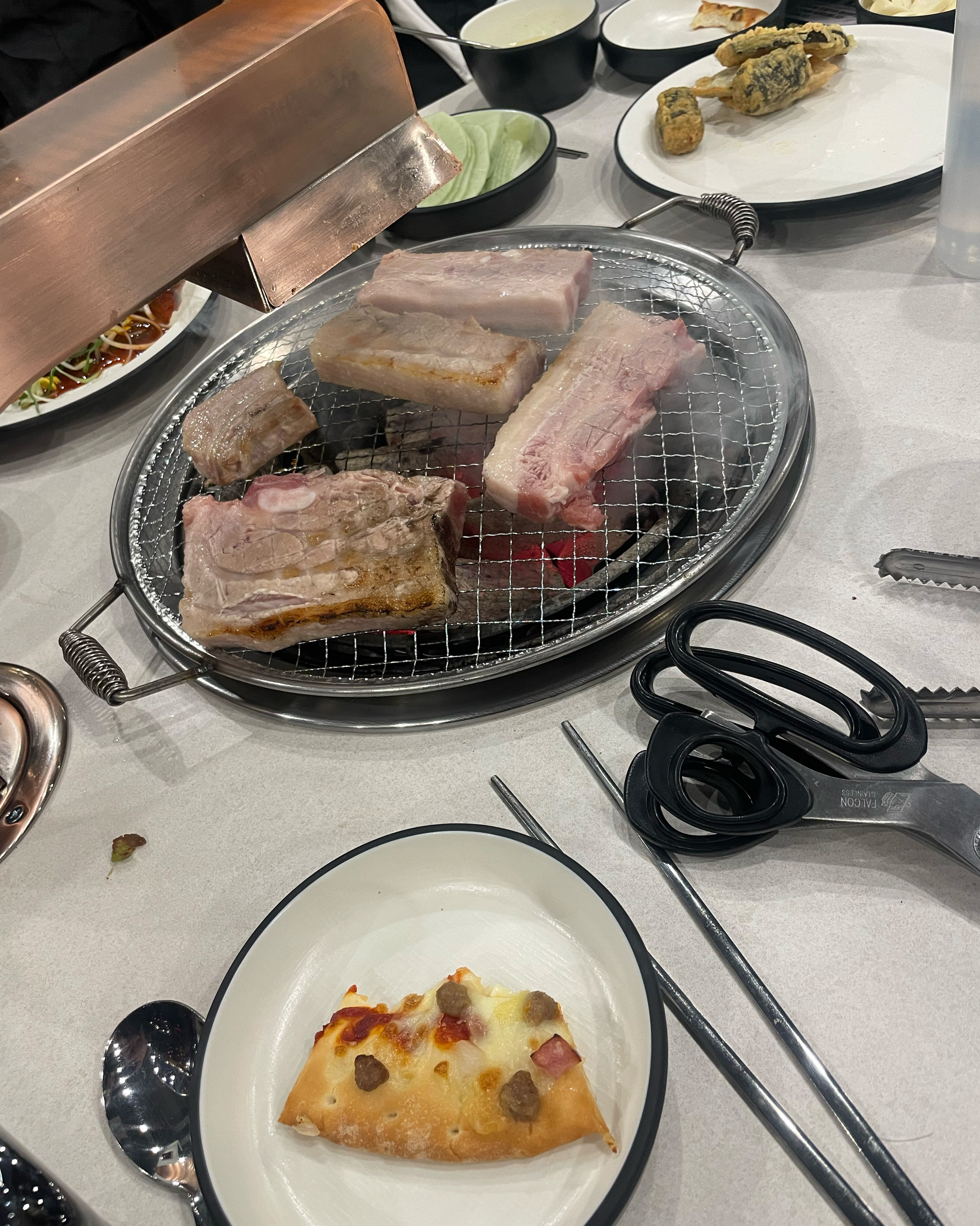 깨끗하고 음식들도 맛있고 직원분들이 친절해용 - 대전 맛집 육미제당 대전괴정롯데점