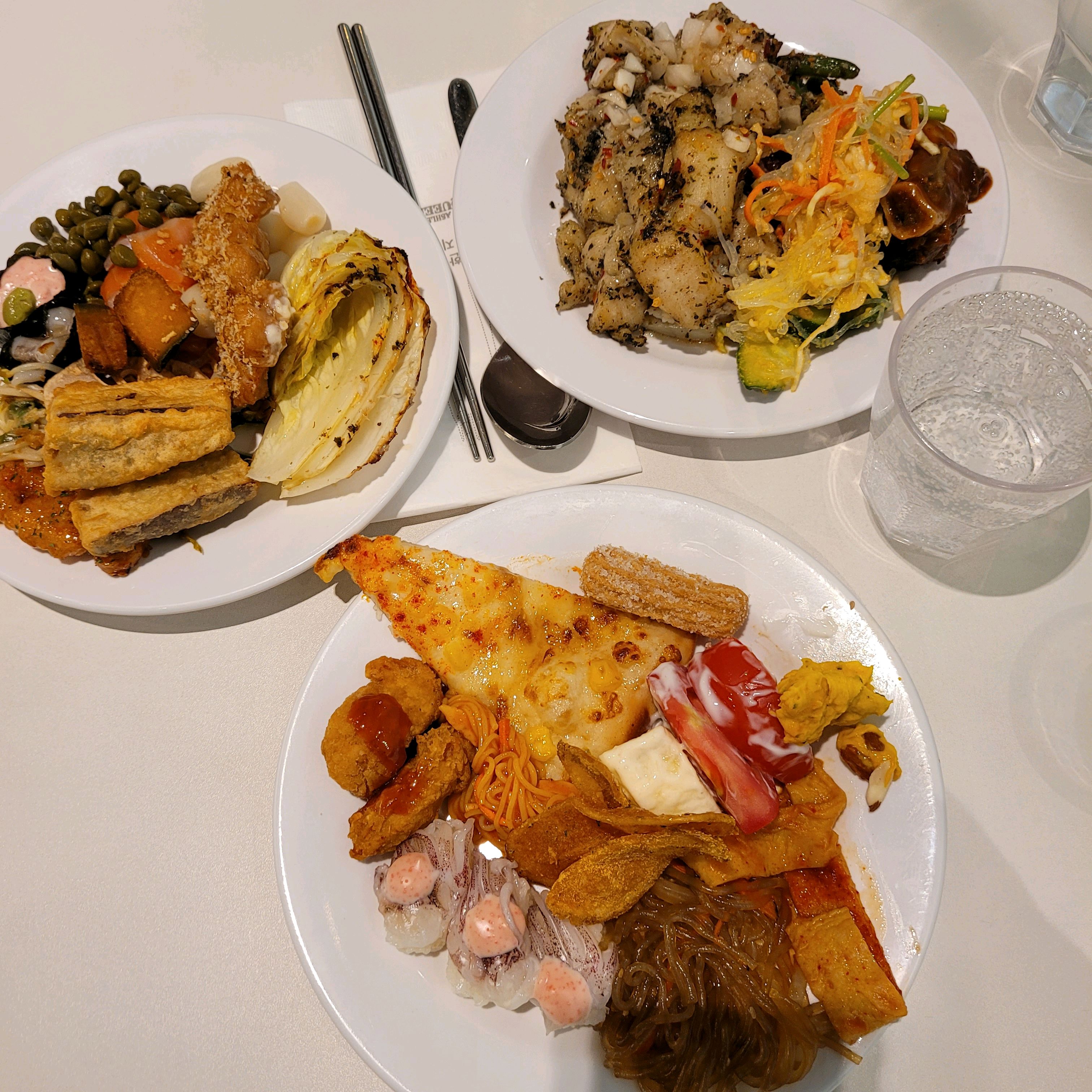 분위기도 좋고 음식이 맛있어요. - 의정부 맛집 애슐리퀸즈 신세계백화점 의정부점
