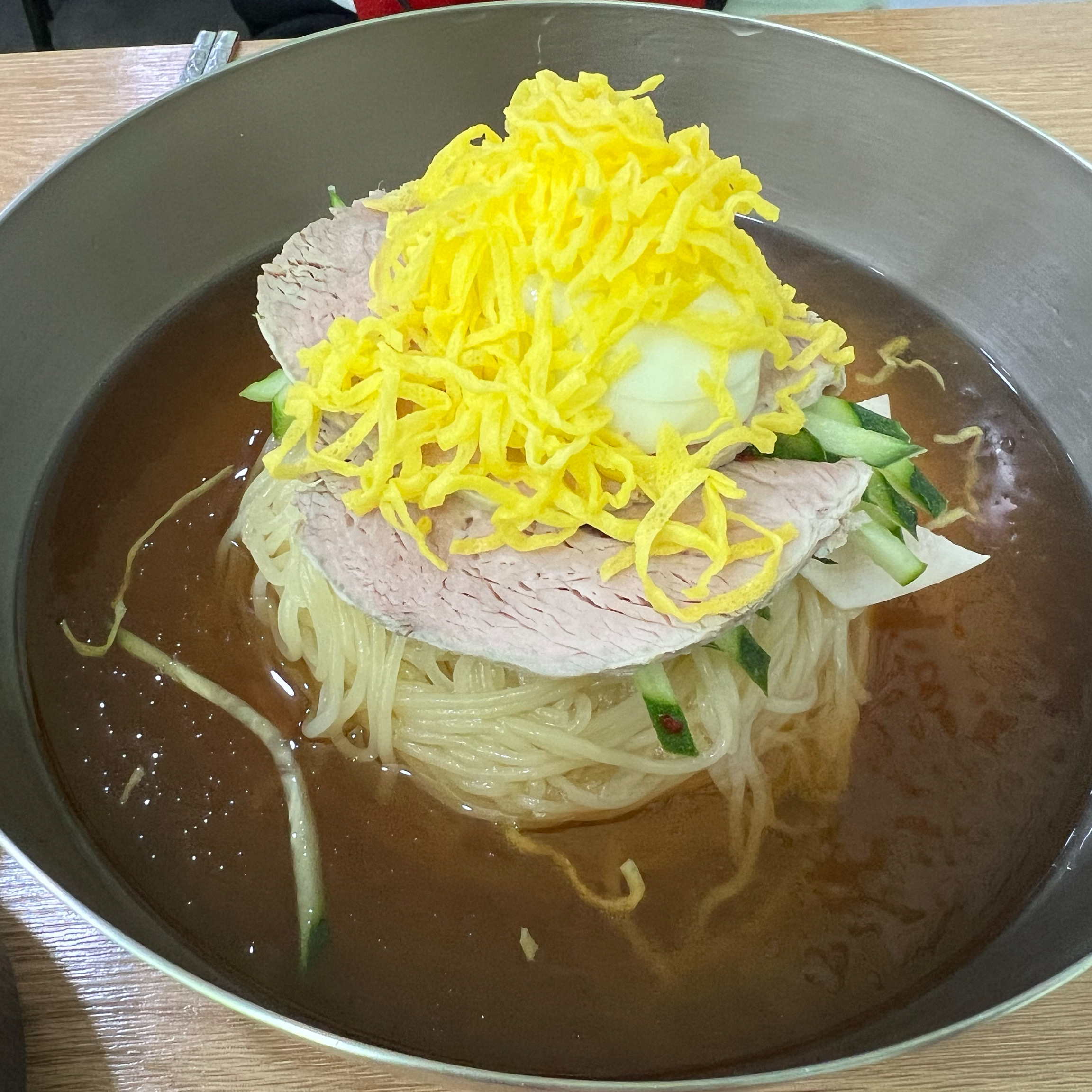 오랜만에 방문해서 냉면도 먹어봤는데 생각보다 너무 맛있었음. - 안양 맛집 부산가야밀면