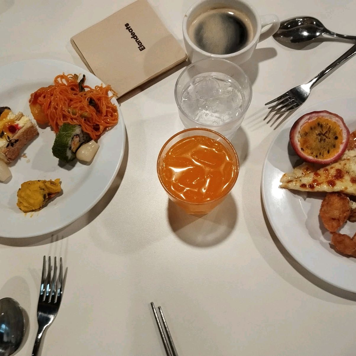 식구들과 다녀왔습니다 첫타임 식사라 매장도 청결하고 음식도 다 맛있고 신선했습니다 초밥류도