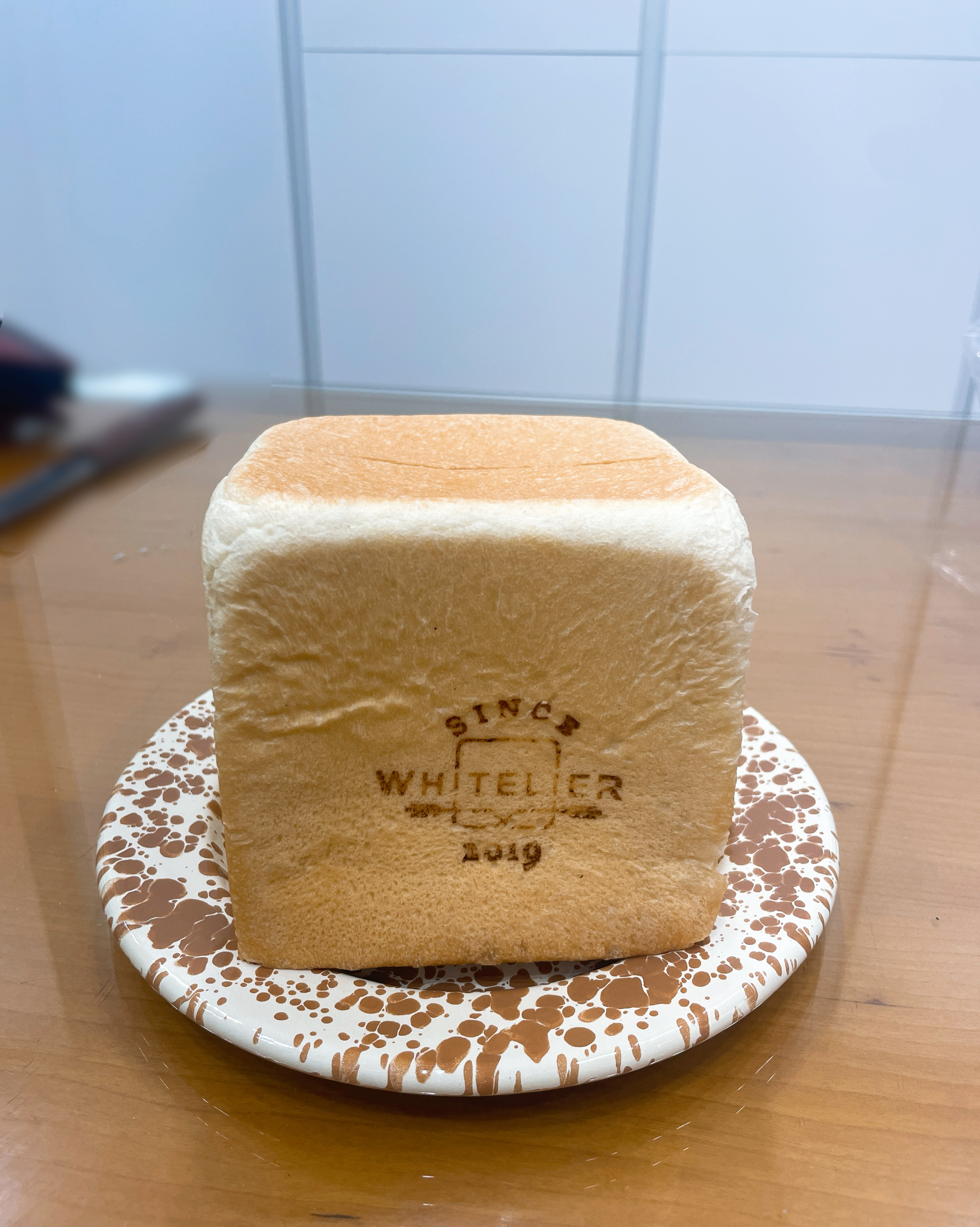 선물받아서 한번 먹어봤는데 - 장안구 맛집 화이트리에 천천지구점