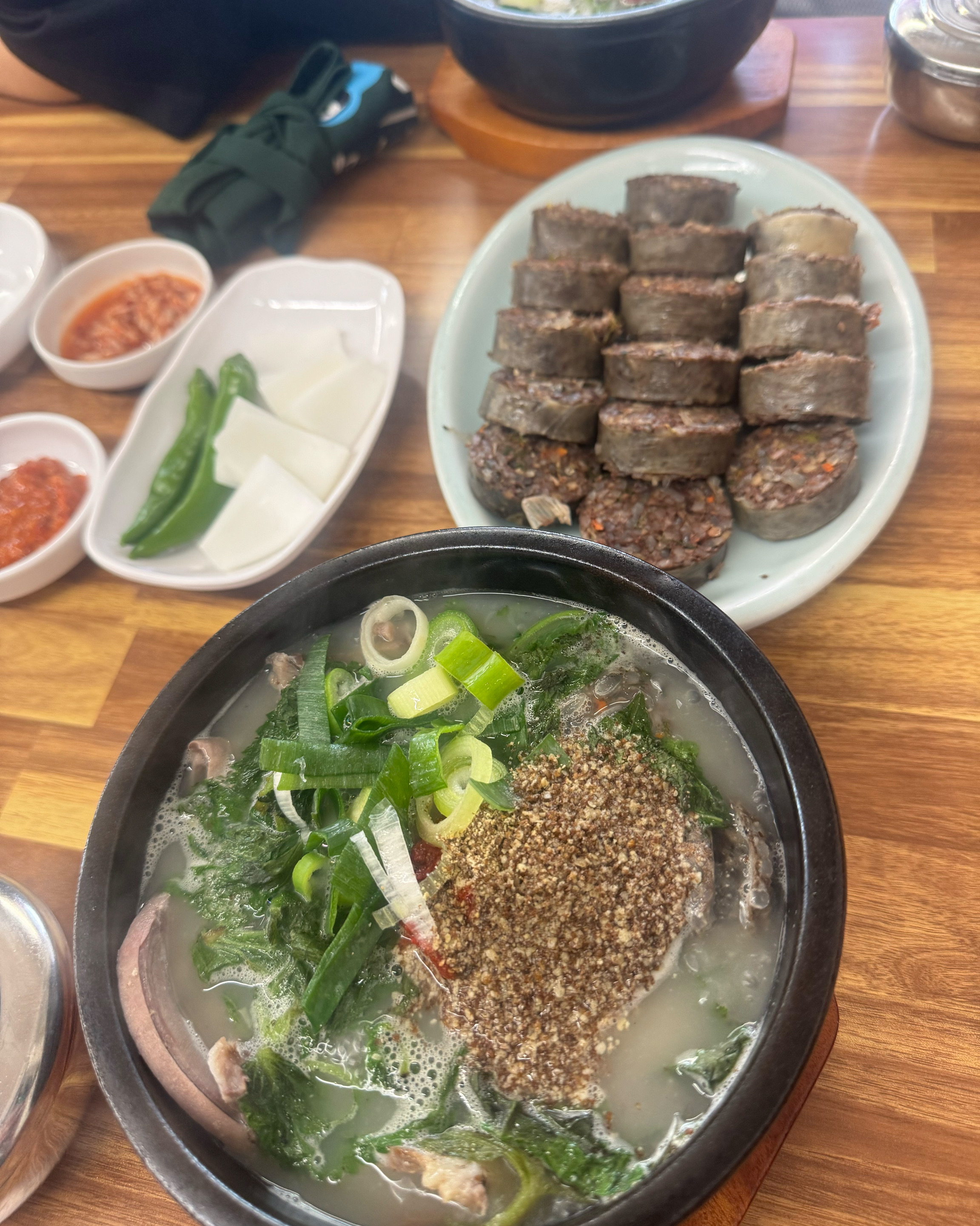 오늘 마라톤 후에 방문하였눈데 괜히 수요미식회에서 추천한 곳이 아님을 알았습니다!! 사장님