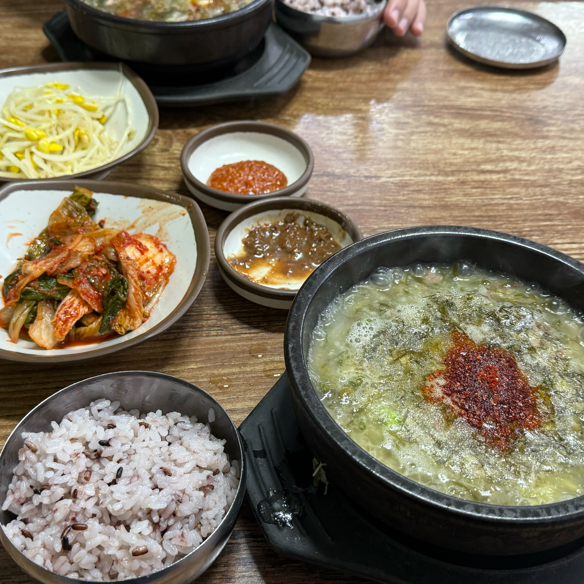제주도 몸국하면 떠오르는 곳 중에 한군데인 신설오름! - 제주 맛집 신설오름