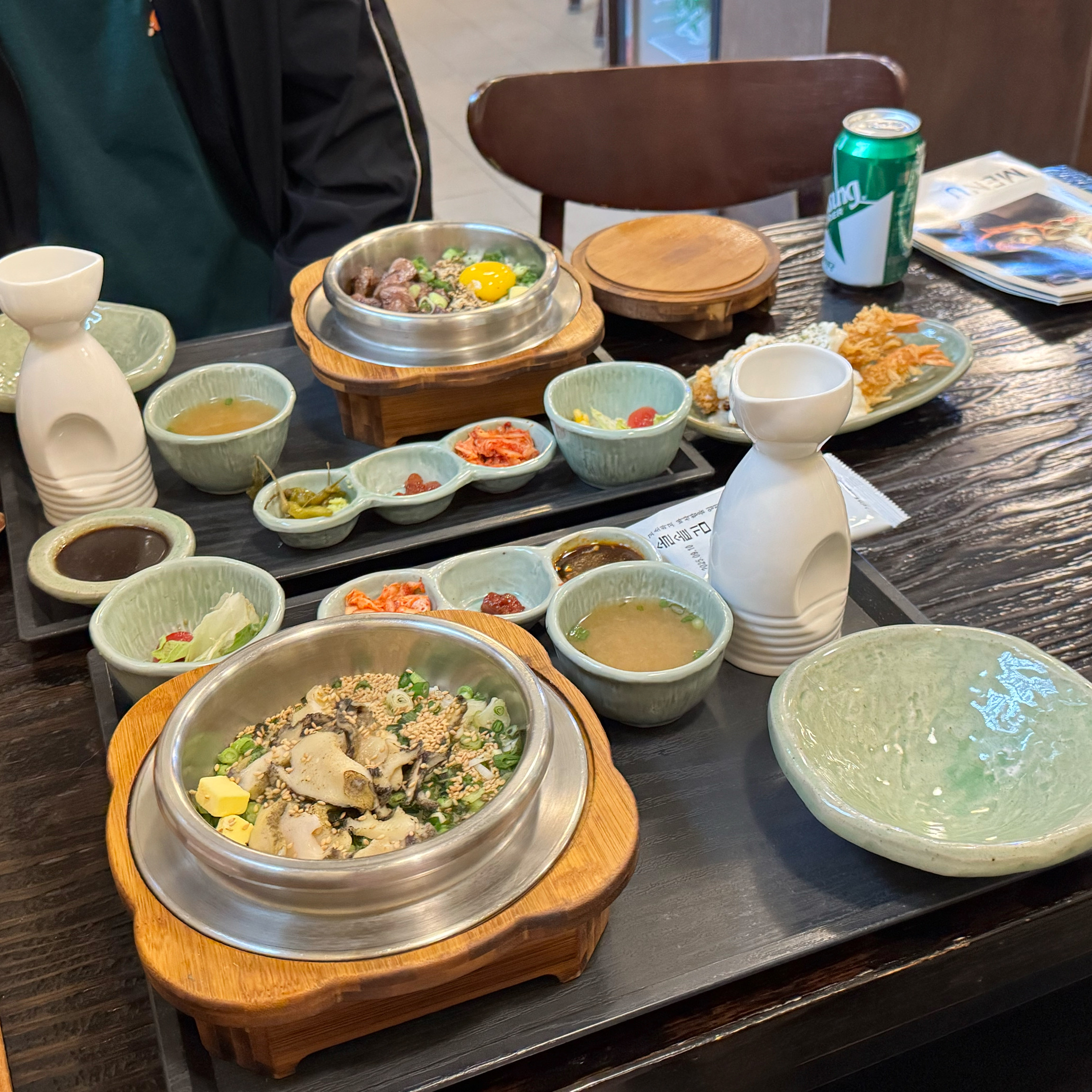 방문할때마다 스테이크만 먹다가 오늘 처음으로 전복먹었는데 맛있었습니다~ 김에다가 싸먹는걸
