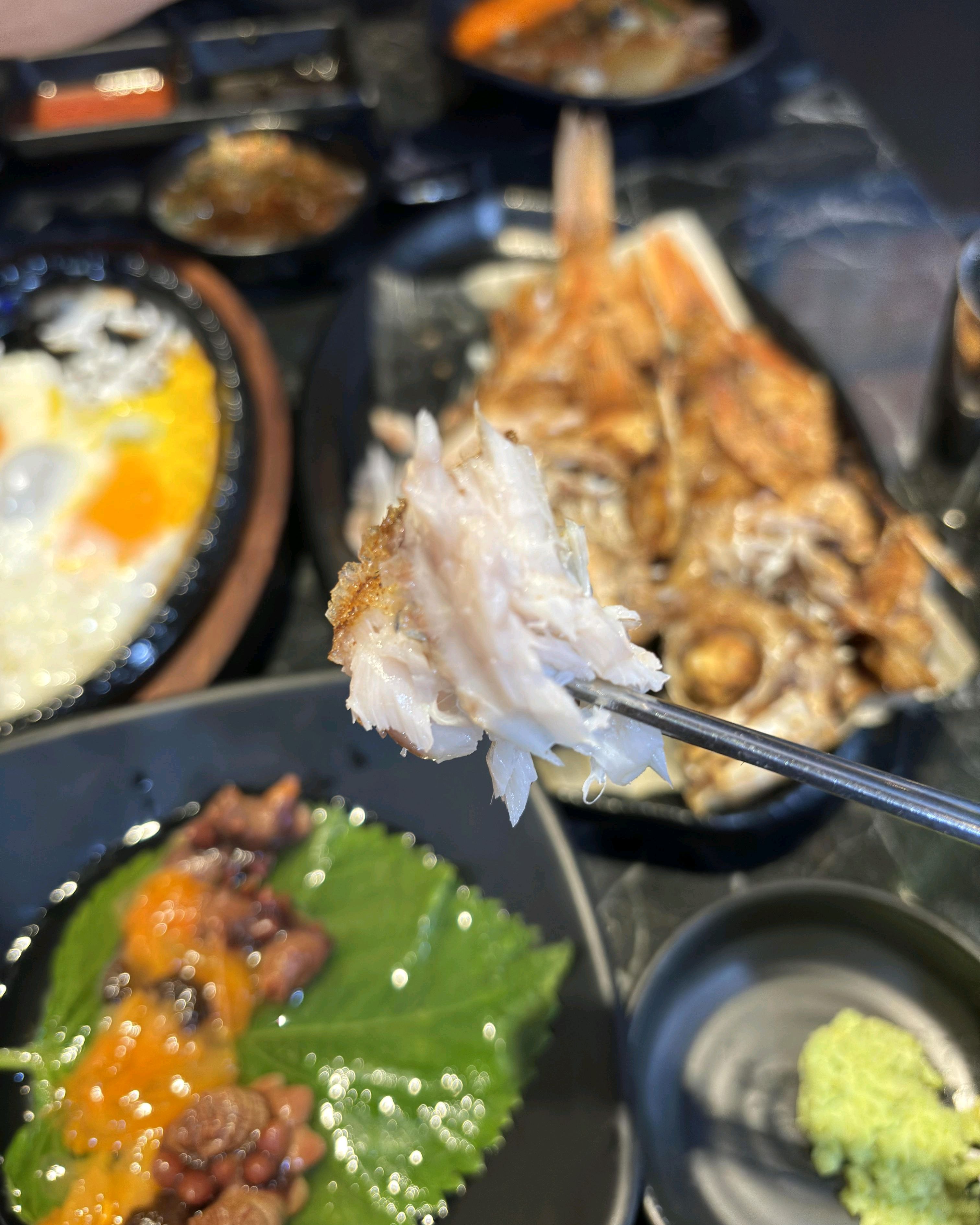 기장맛집 인정입니당~~!! 회 넘 싱싱하고 비주얼 대박났어요~ 매운탕까지 완벽해서 기분 너