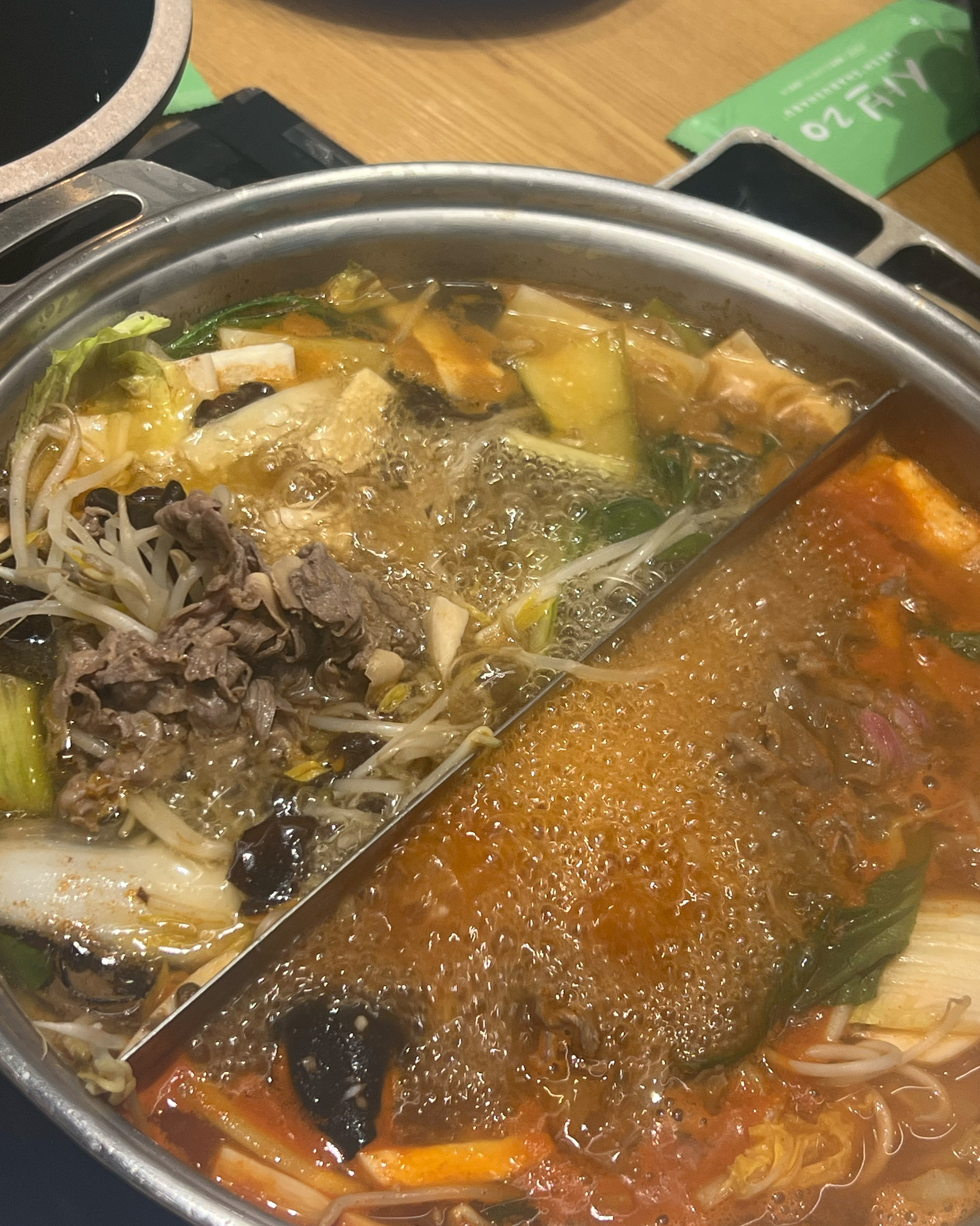 샤브20 너무 맛있어요! 맛있어서 샤브샤브 생각나면 늘 오는 곳이에요🩷 다음에 또 올게요