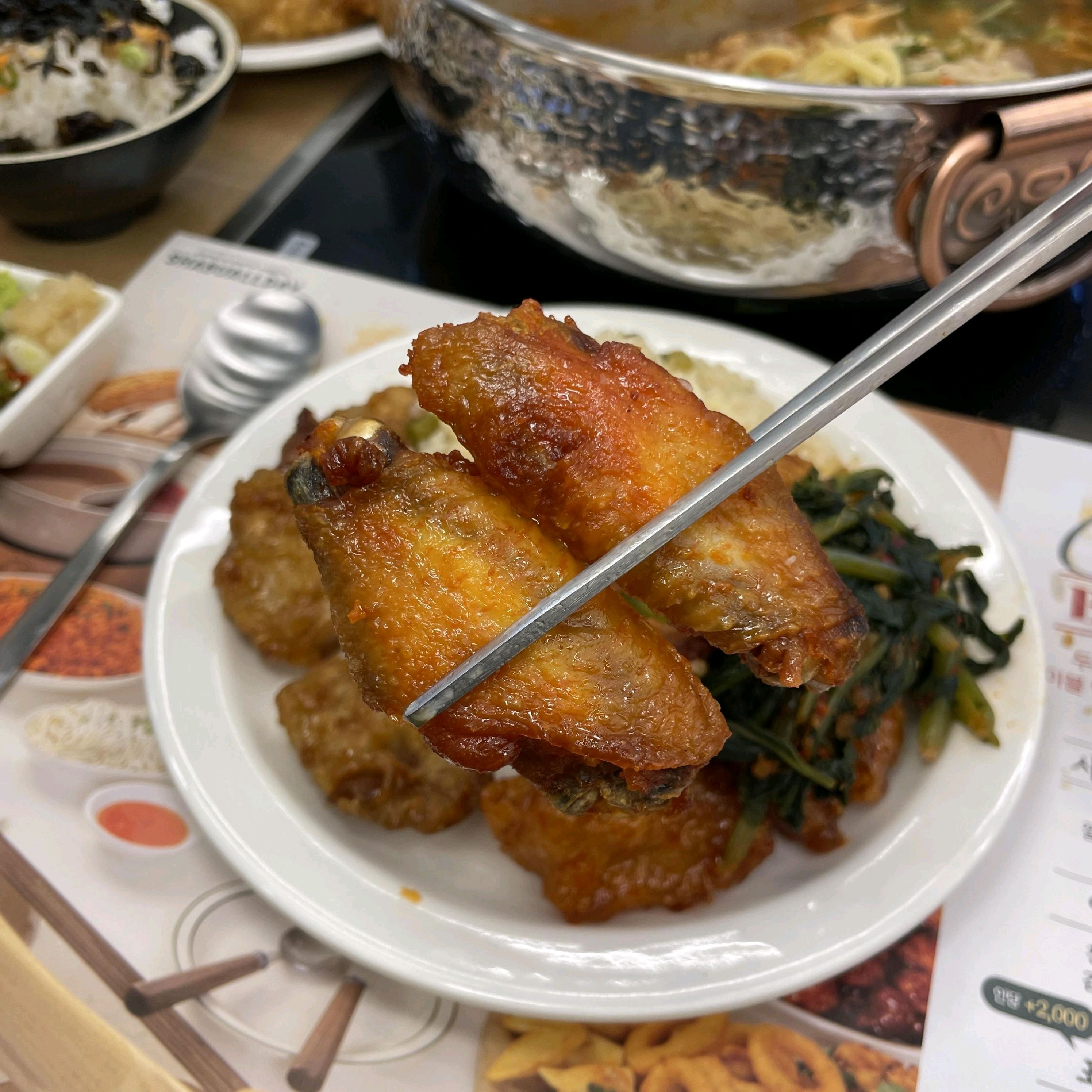 고기 품질이 좋았고 확실히 신선한게 느껴졌어요 취향에 맞는 육수도 고를 수 있어서 좋았어요