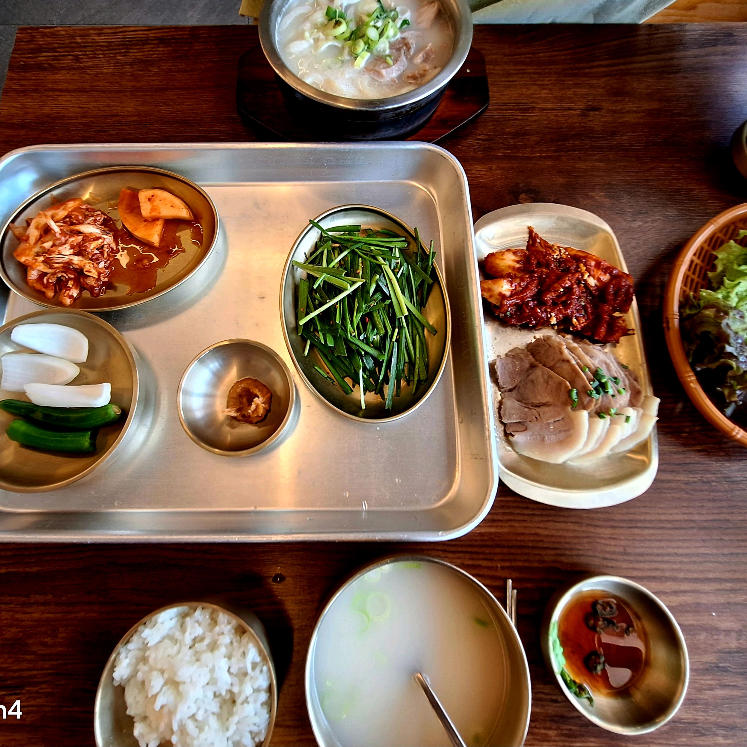잘되는 이유가 있는집!! - 권선동 맛집 안녕돼지국밥 권선점