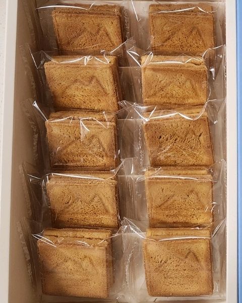제주도 기념품으로 샀어요. - 제주 맛집 파리바게뜨 제주공항렌터카하우스점