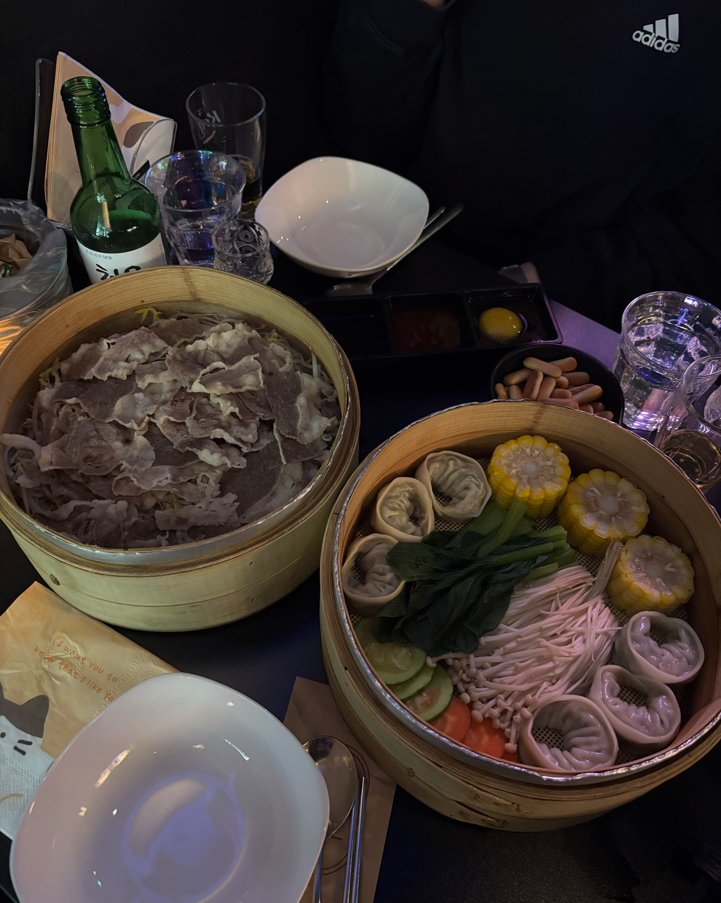 집 앞에서 아지트처럼 편하게 갈 수 있는 공간이고 음식 맛있어요~~! - 천호동 맛집 마침표 천호점
