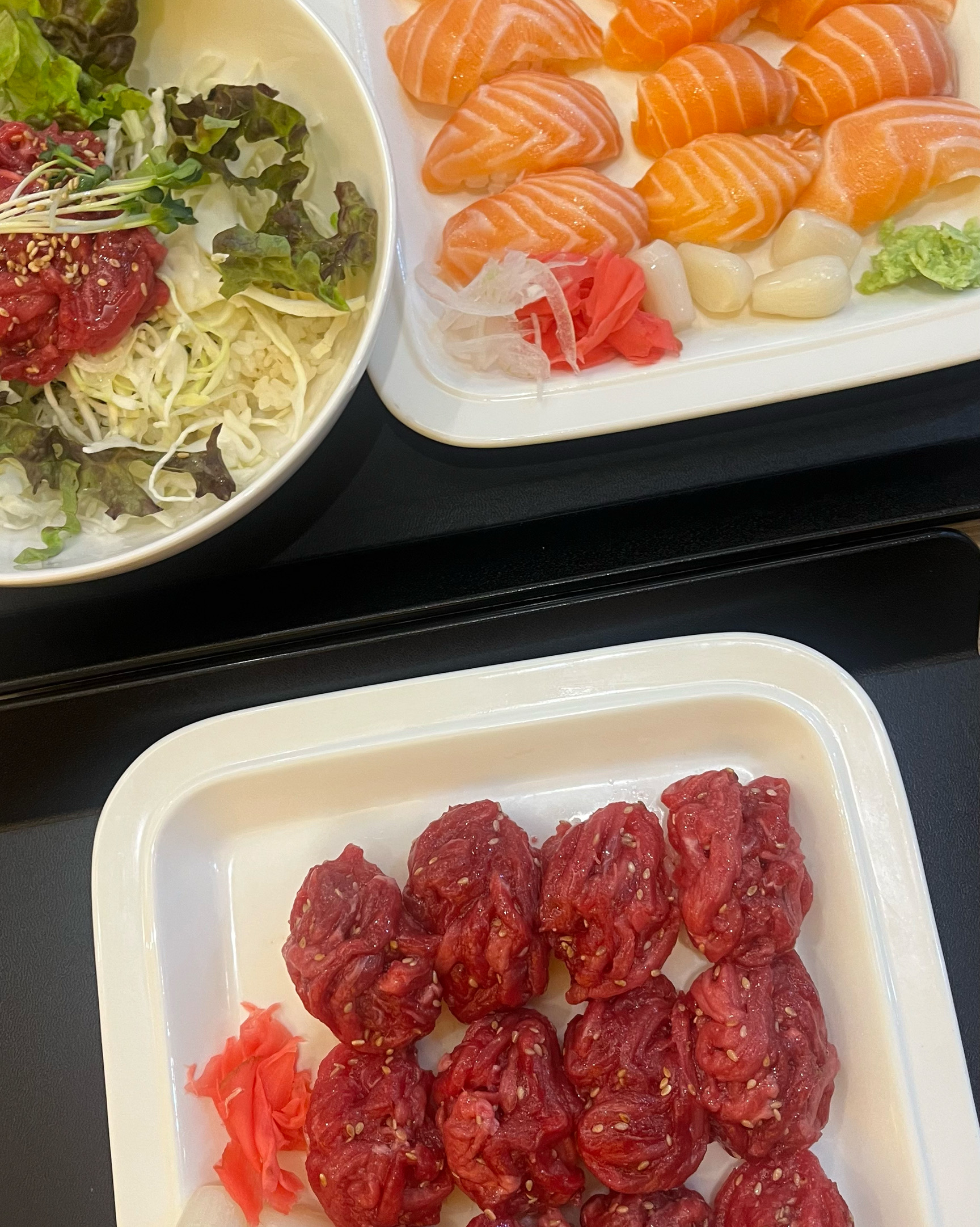 부모님이랑 같이 저녁 먹으러 왔는데 매장도 깔끔하고 청결한 분위기도 음식도 맛있었어요 다음