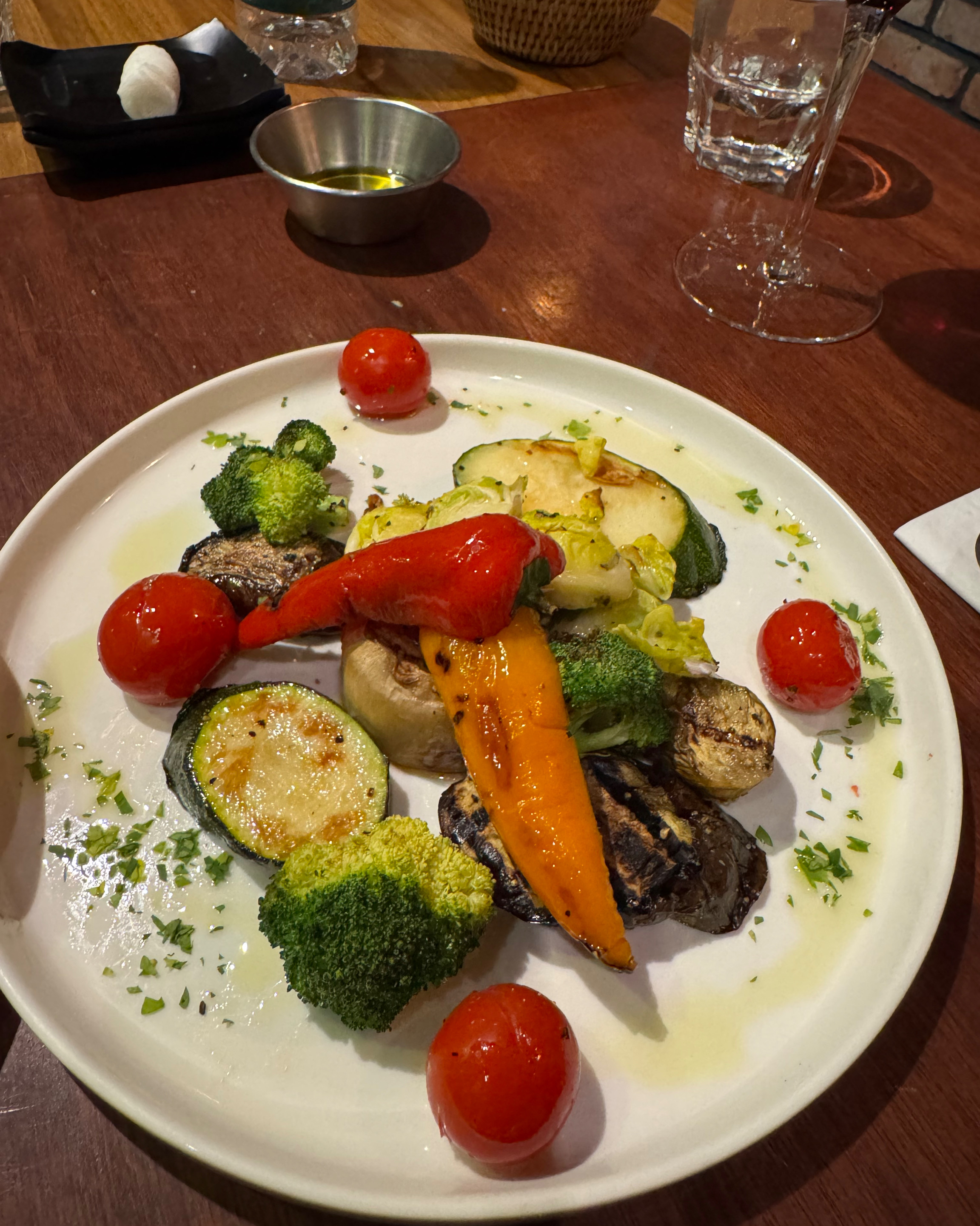 매장 분위기도 좋고, 맛은 뭐 보장! 룸에서 저희끼리 이용할 수 있게 해 주신것도 감동이였