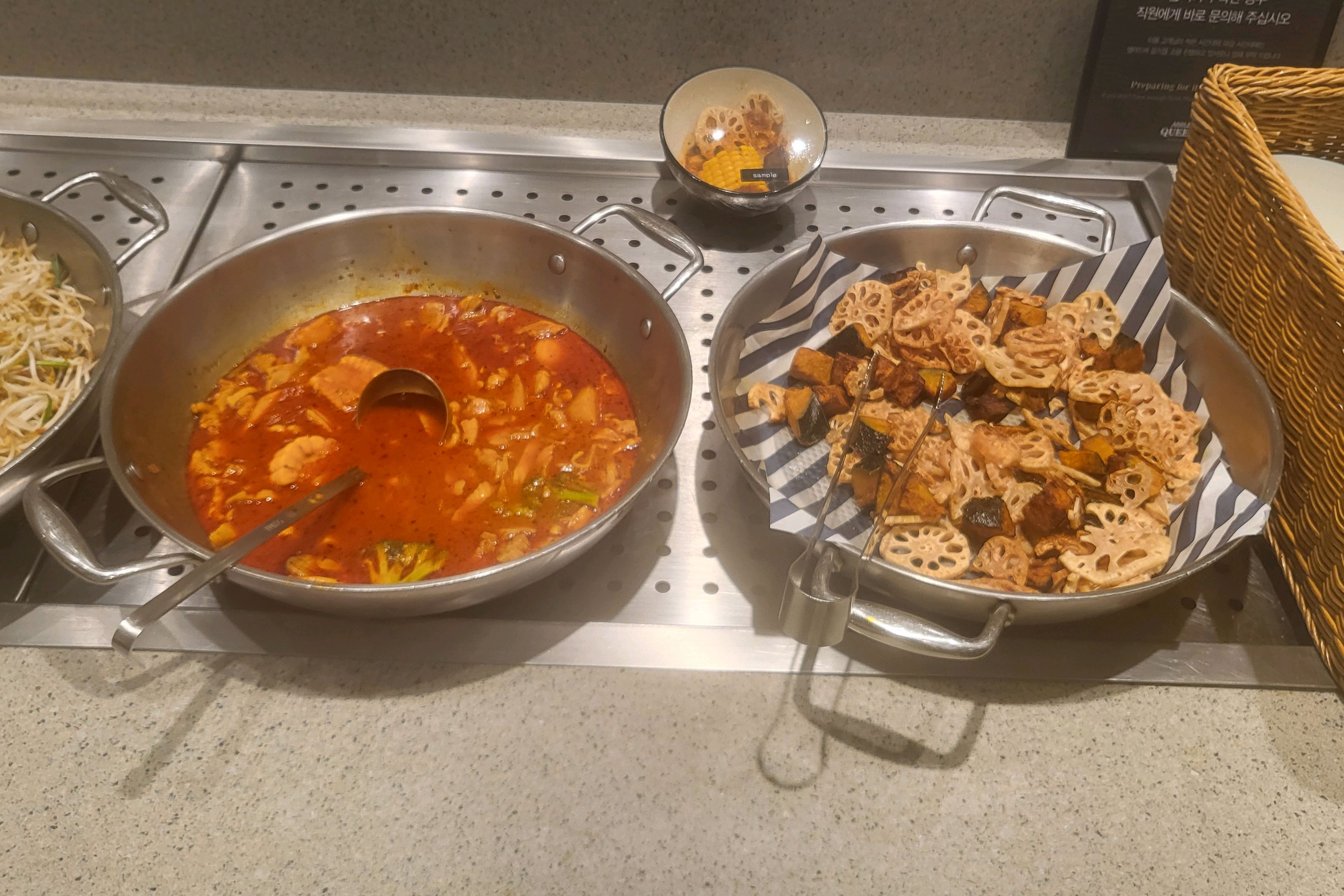 역시 주말이 라인업이 좋네요 ㅎㅎ - 스퀘어원 맛집 애슐리퀸즈 스퀘어원 인천점