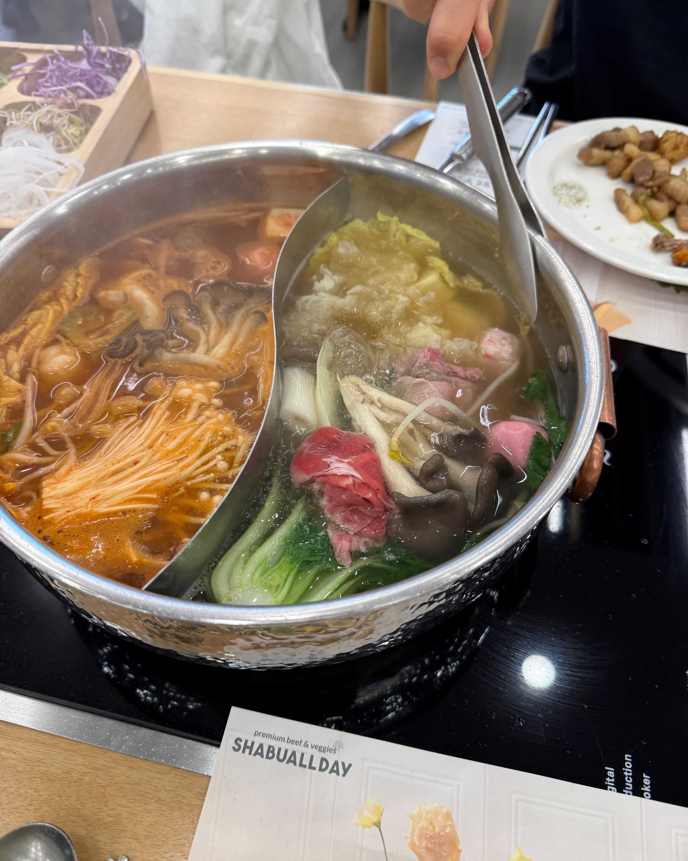 처음 방문했는데 너무 맛있네요! - 안산 고잔동 맛집 샤브올데이 안산문화광장점
