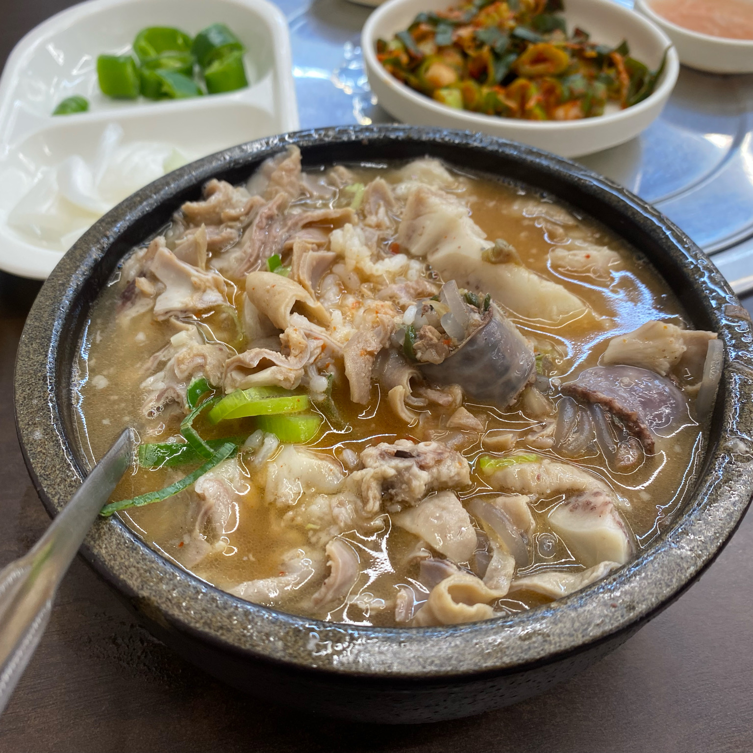 여전히 극강의 가성비네요! - 대전 맛집 오문창순대국밥