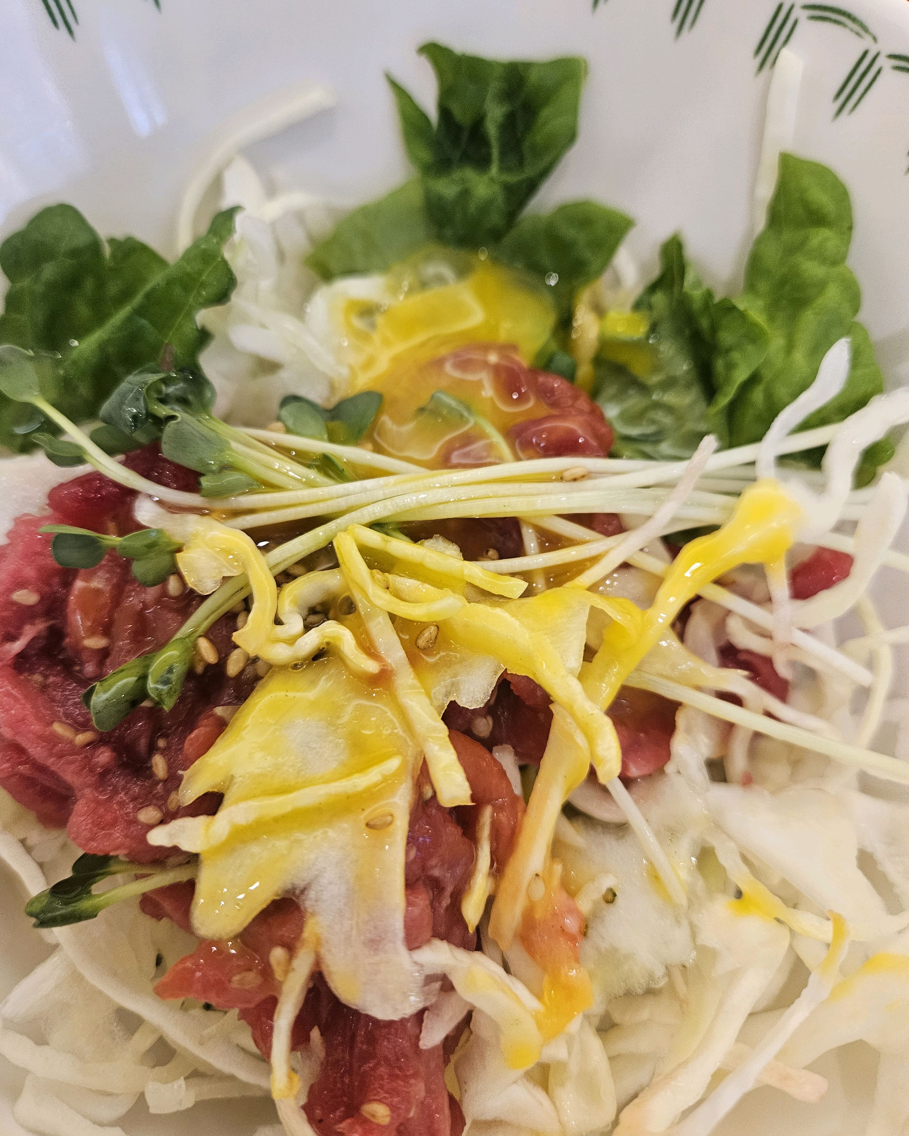 육회초밥이랑 육회덮밥 먹었는뎅 넘 맛있어요 - 불당동 맛집 육회바른연어 천안신불당시청점