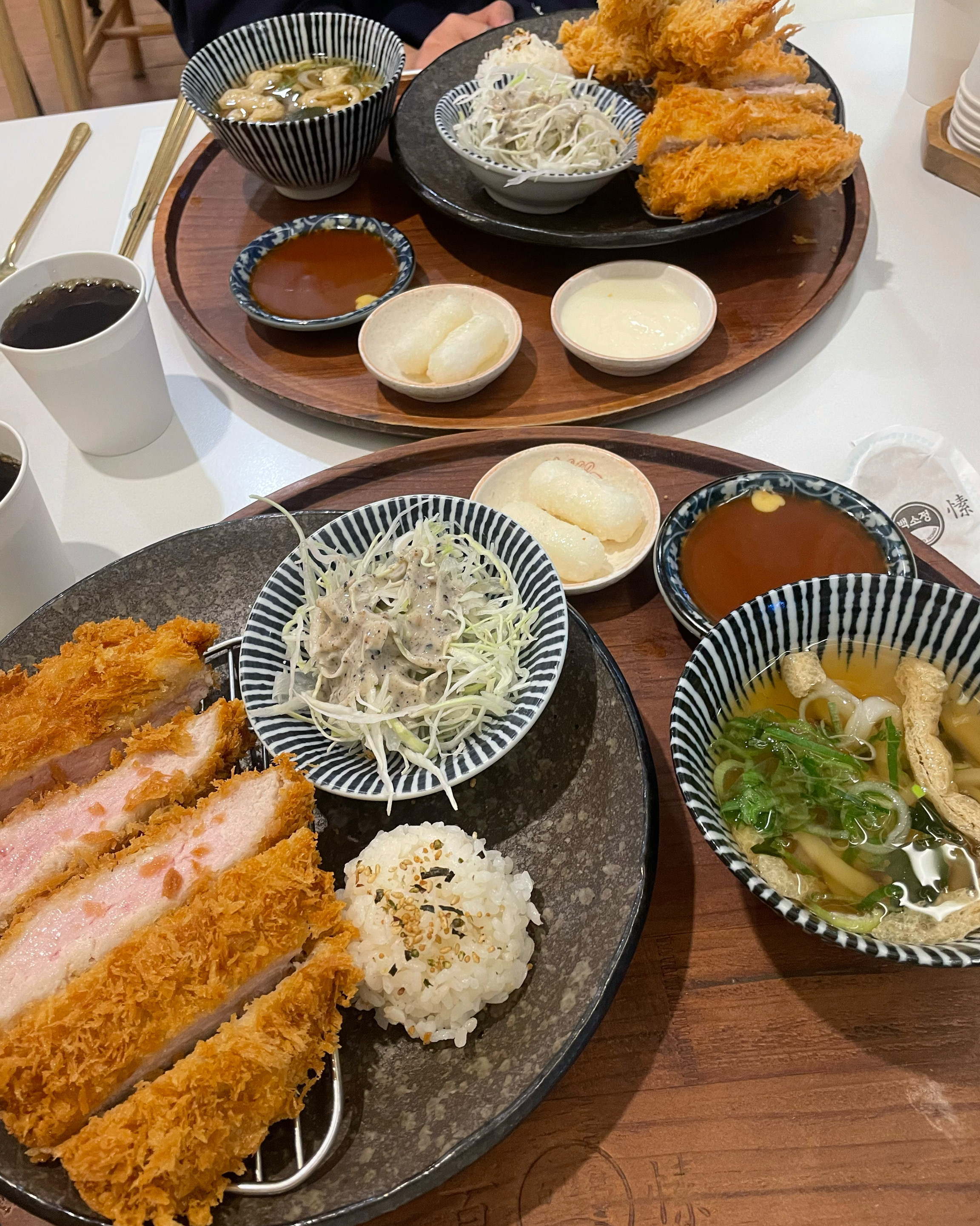 여기 자주 오는데 너무 맛있고 매장도 넒어서 너무 좋아요!! 친구들이랑 자주 올것같아요!☺