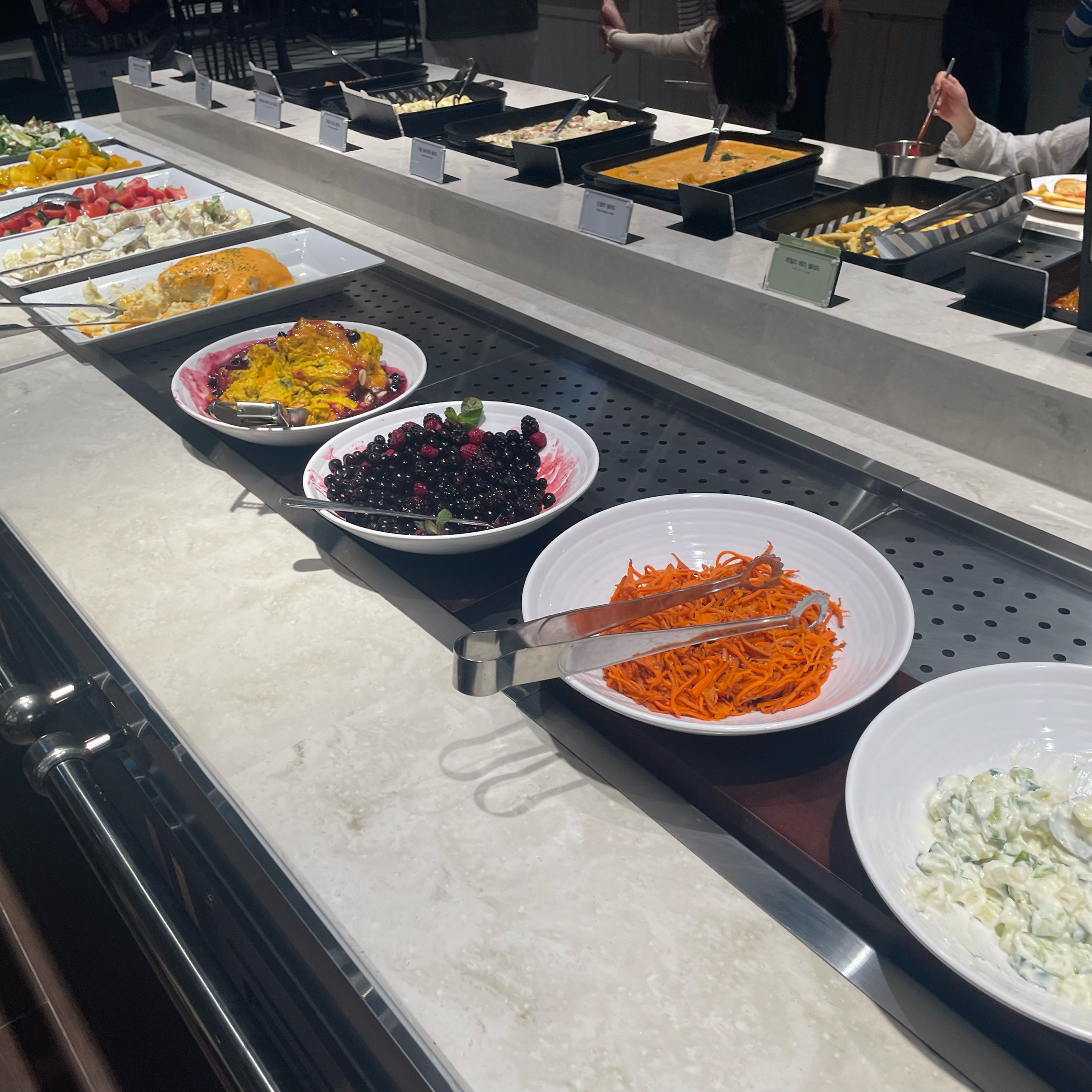 엄마랑 장보로 갔다가 들렸는데 - 진천동 맛집 애슐리퀸즈 이마트 월배점