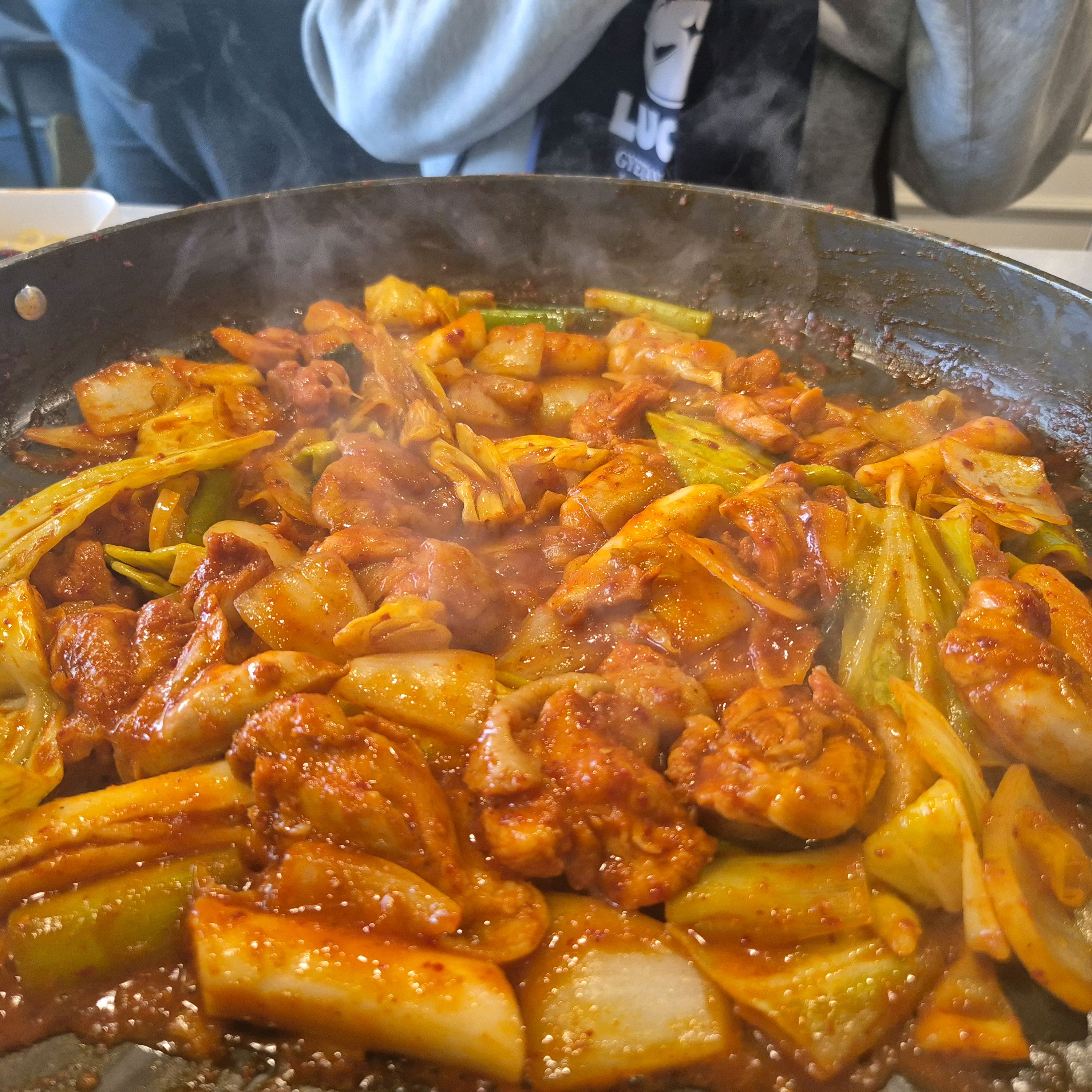 오랜만에 닭갈비땡겨서 왔는데 너무 맛있어요! - 안양 맛집 계탄언니 범계직영점