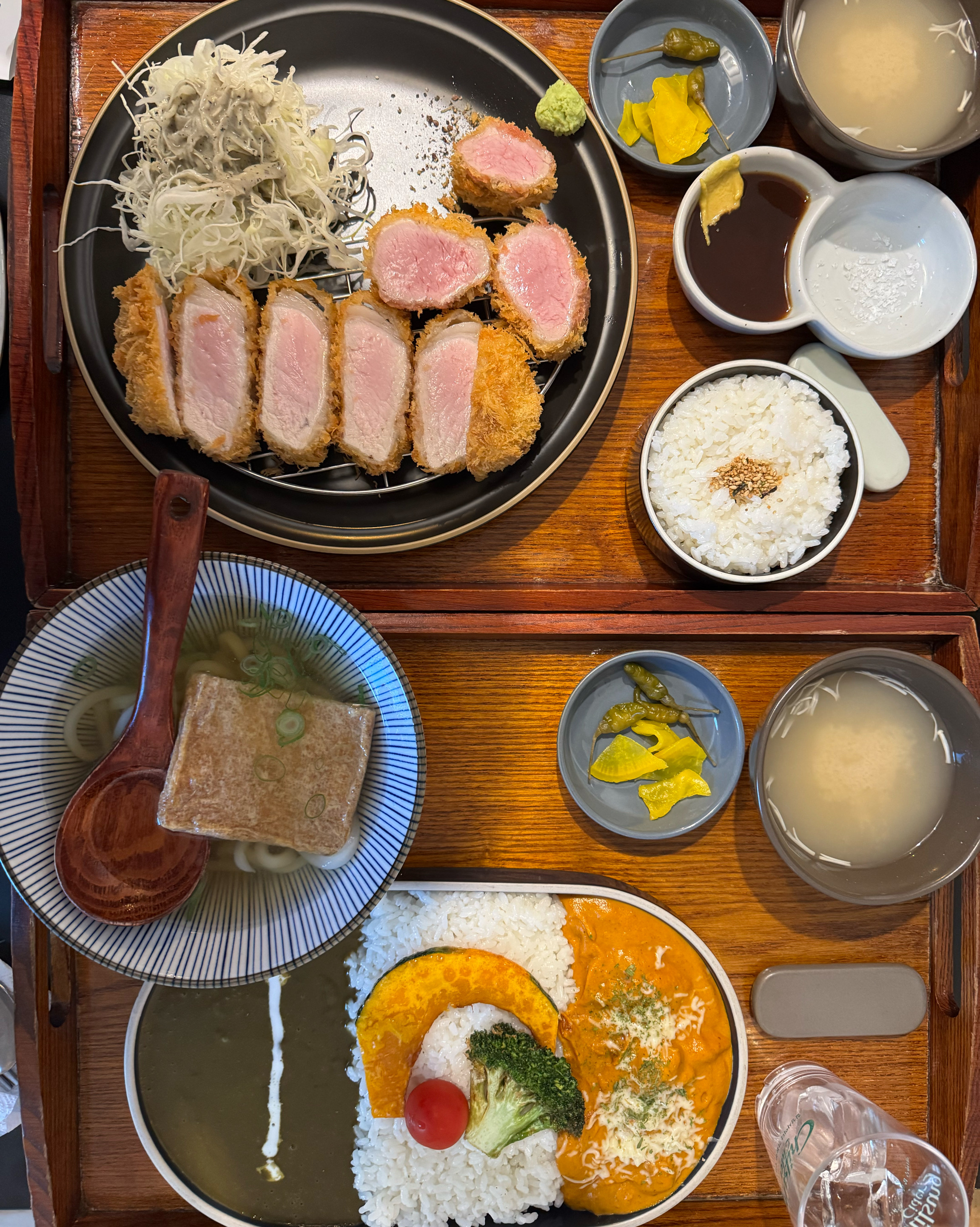 입에서 돈까스가 살살 녹아요 - 제주 맛집 리릭
