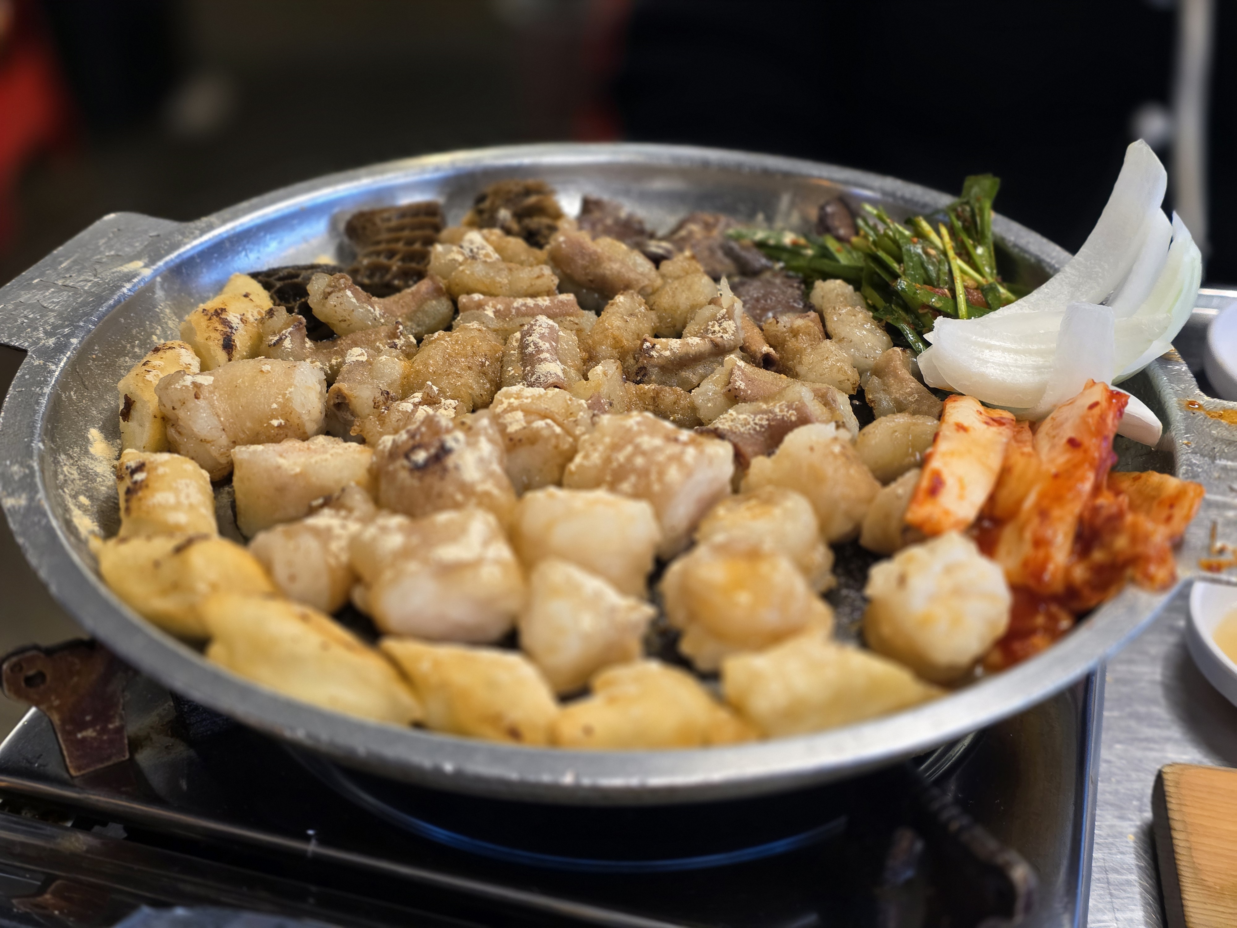 오랜만에 신사소곱창 먹으러 왔는데 너무 맛있어요 - 천호동 맛집 신사소곱창 천호점