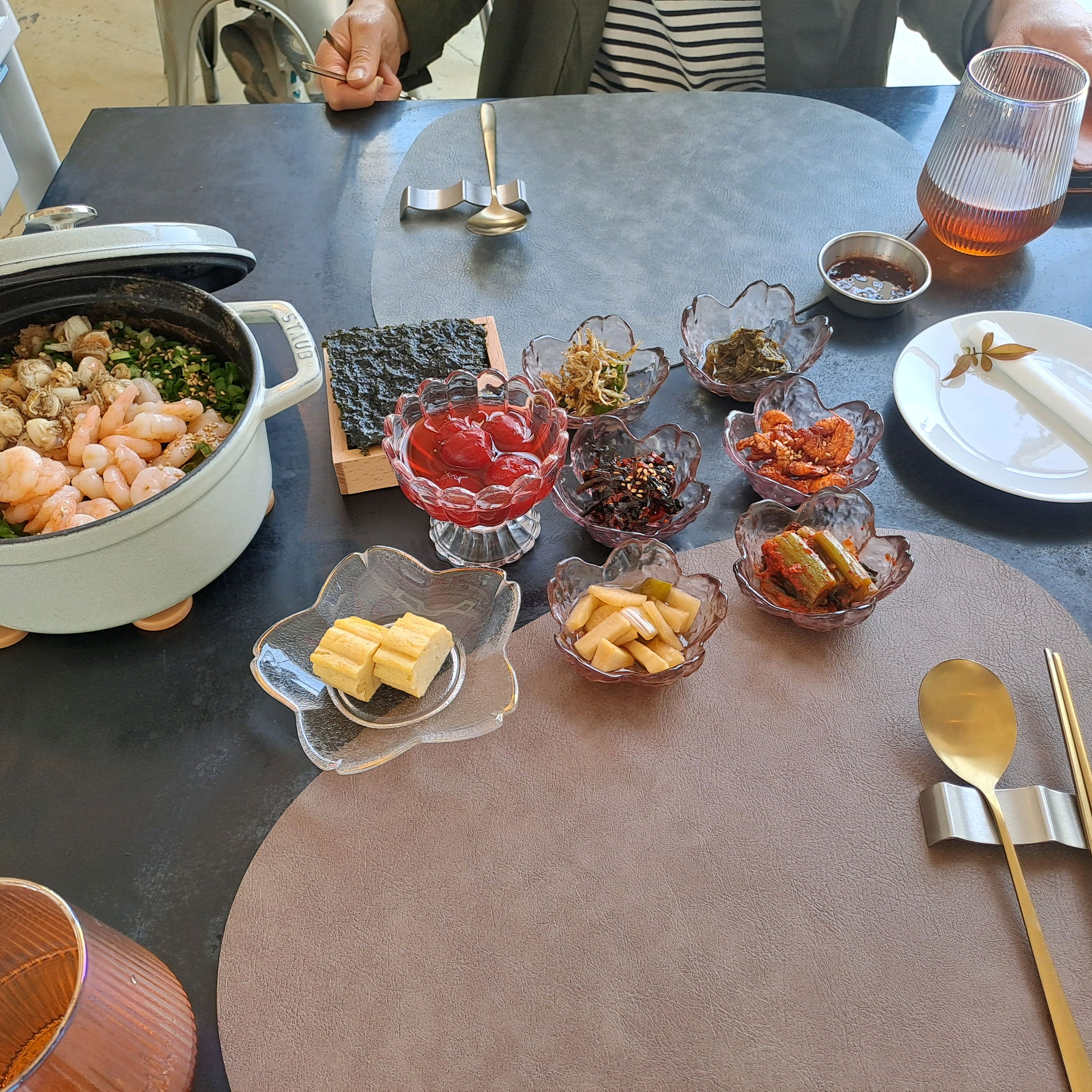 와 기장에 맛있는거 많다하는데 오늘 초절정 - 부산기장 뜸 오시리아본점