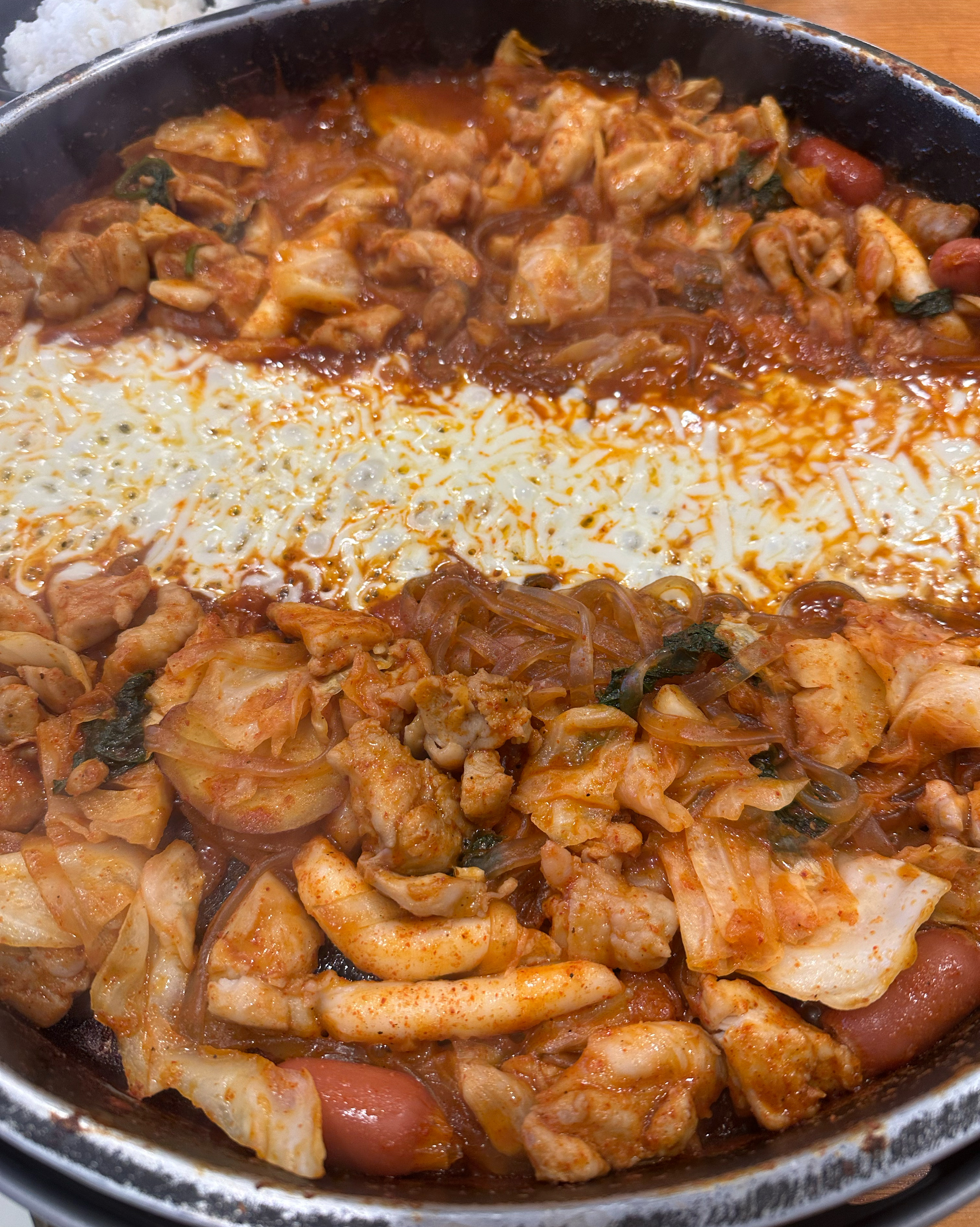 런치 세트 메뉴로 먹었어요. 맛은 그냥 쏘쏘~~~ㅎㅎㅎ - 천호동 맛집 천호닭갈비