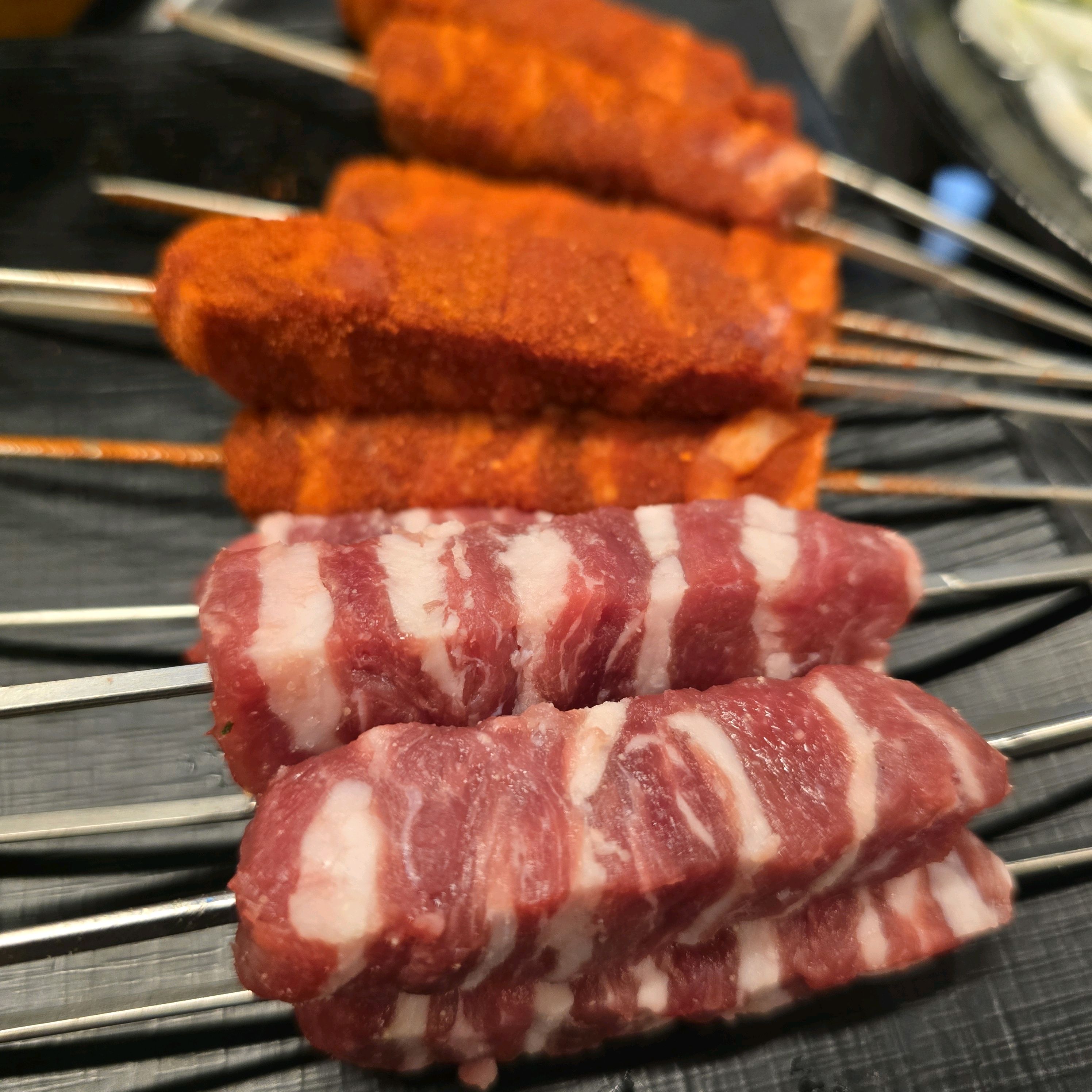 아들 학원앞 맛집 검색하다 양도둑 맛집을 발견했어요~ 양꼬치도 신선하고 잡내가 없이 깔끔합