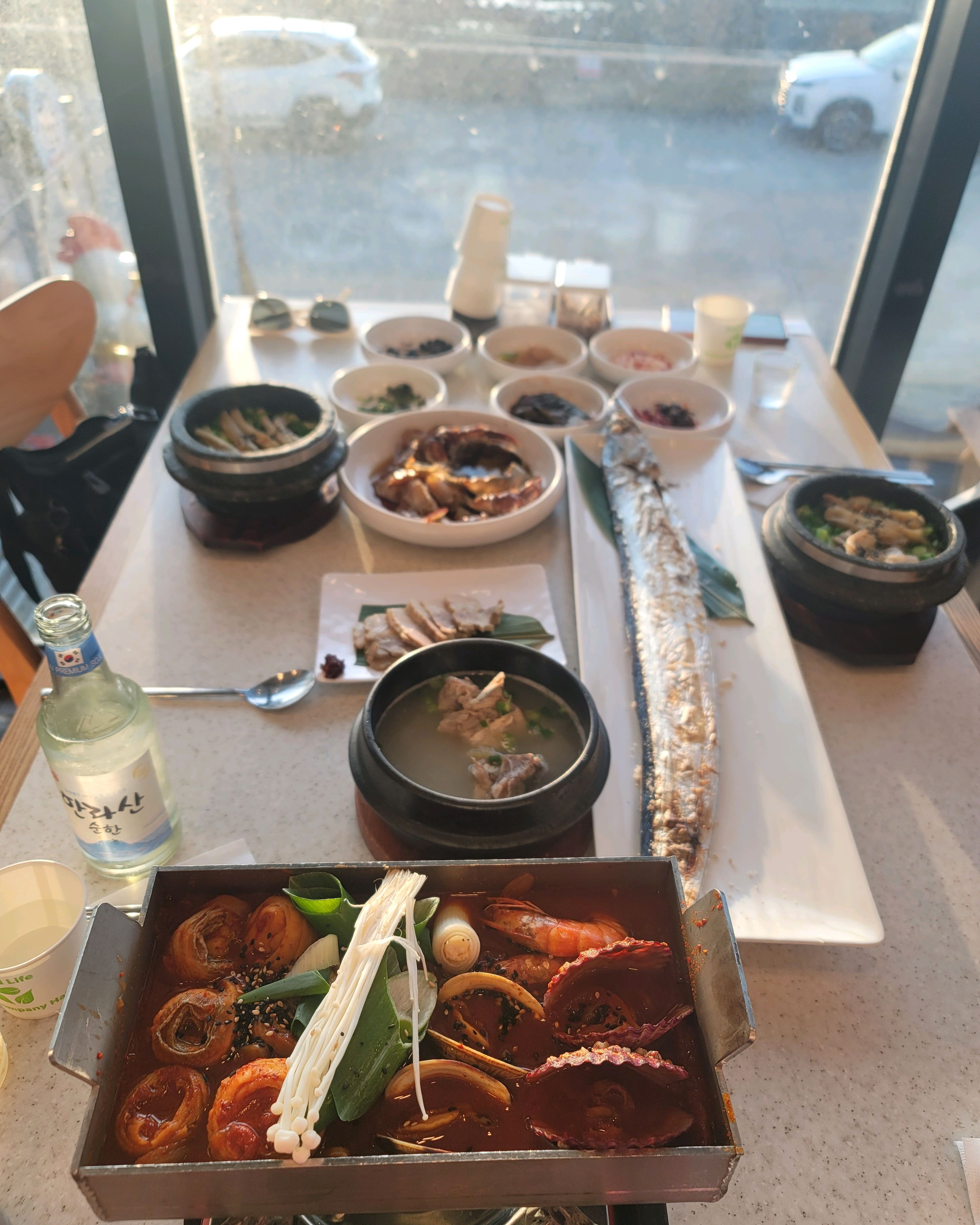 비양도 뷰가 좋은 맛집이네요. - 제주 맛집 제주갈치도 협재 본점