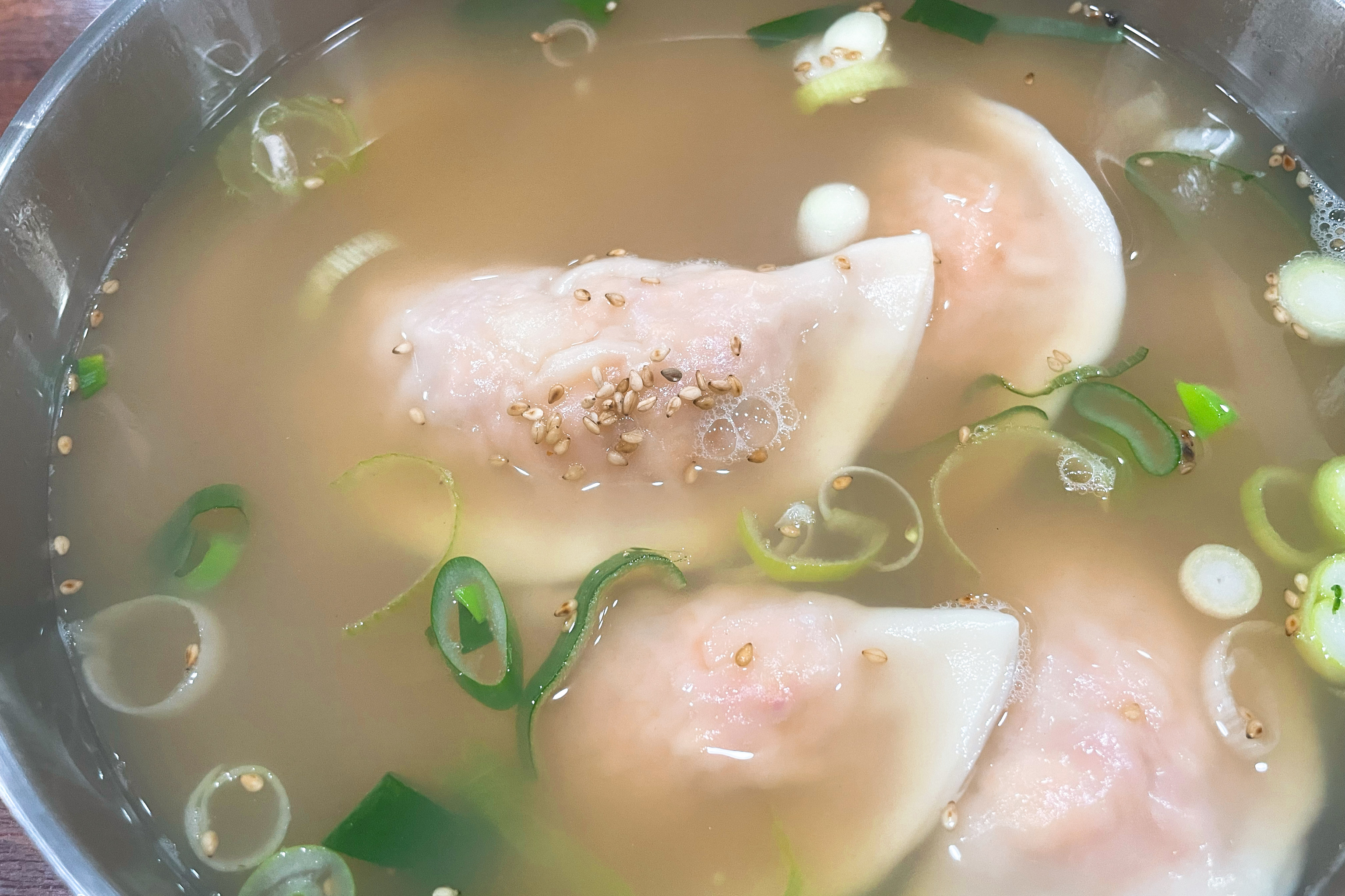 김치만두만 있어요 - 천호동 맛집 엄마손만두