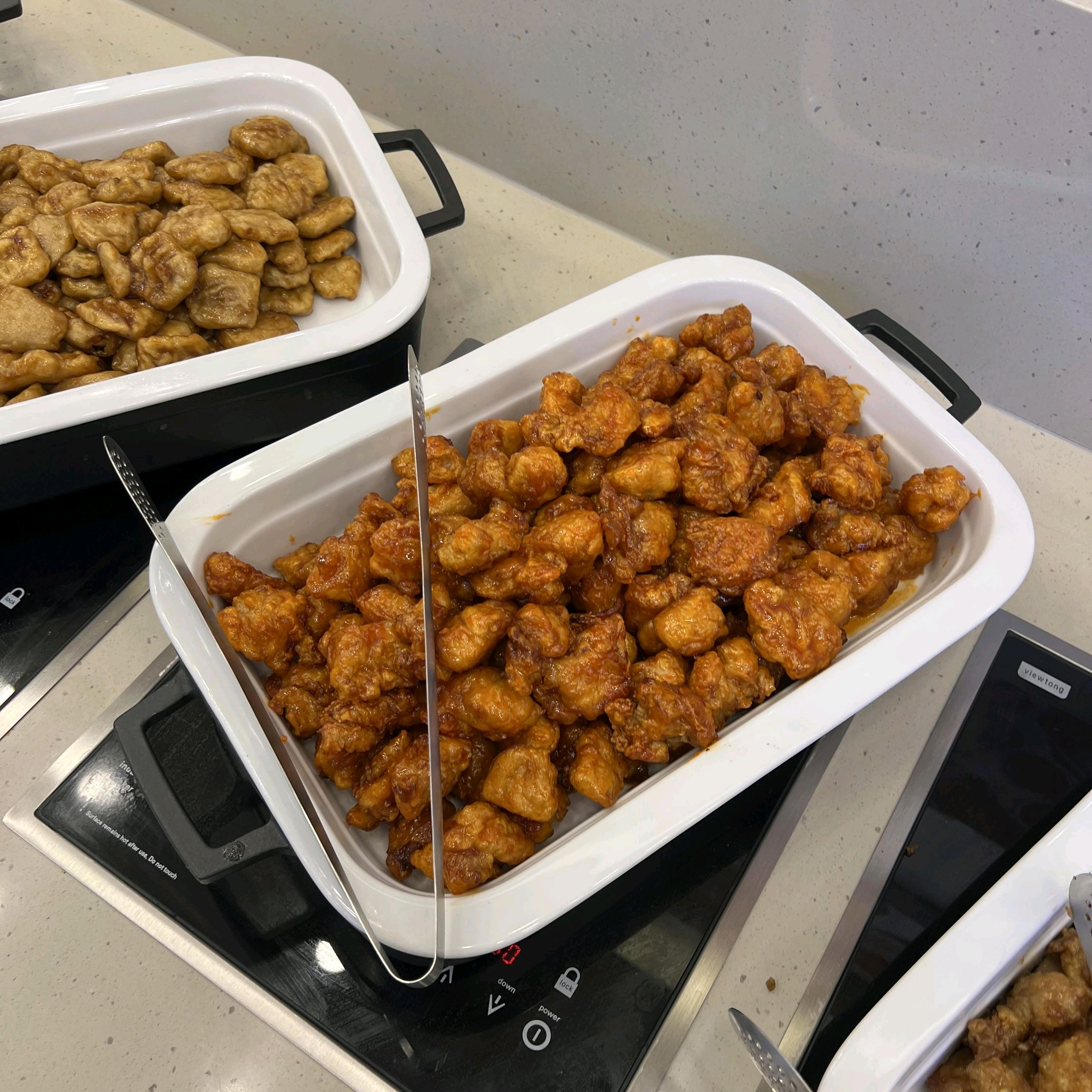 갈마점 처음 가봤는데 샐러드도 신선하고 프리미엄 소고기 샤브샤브 정말 맛있었어요 원하는대로