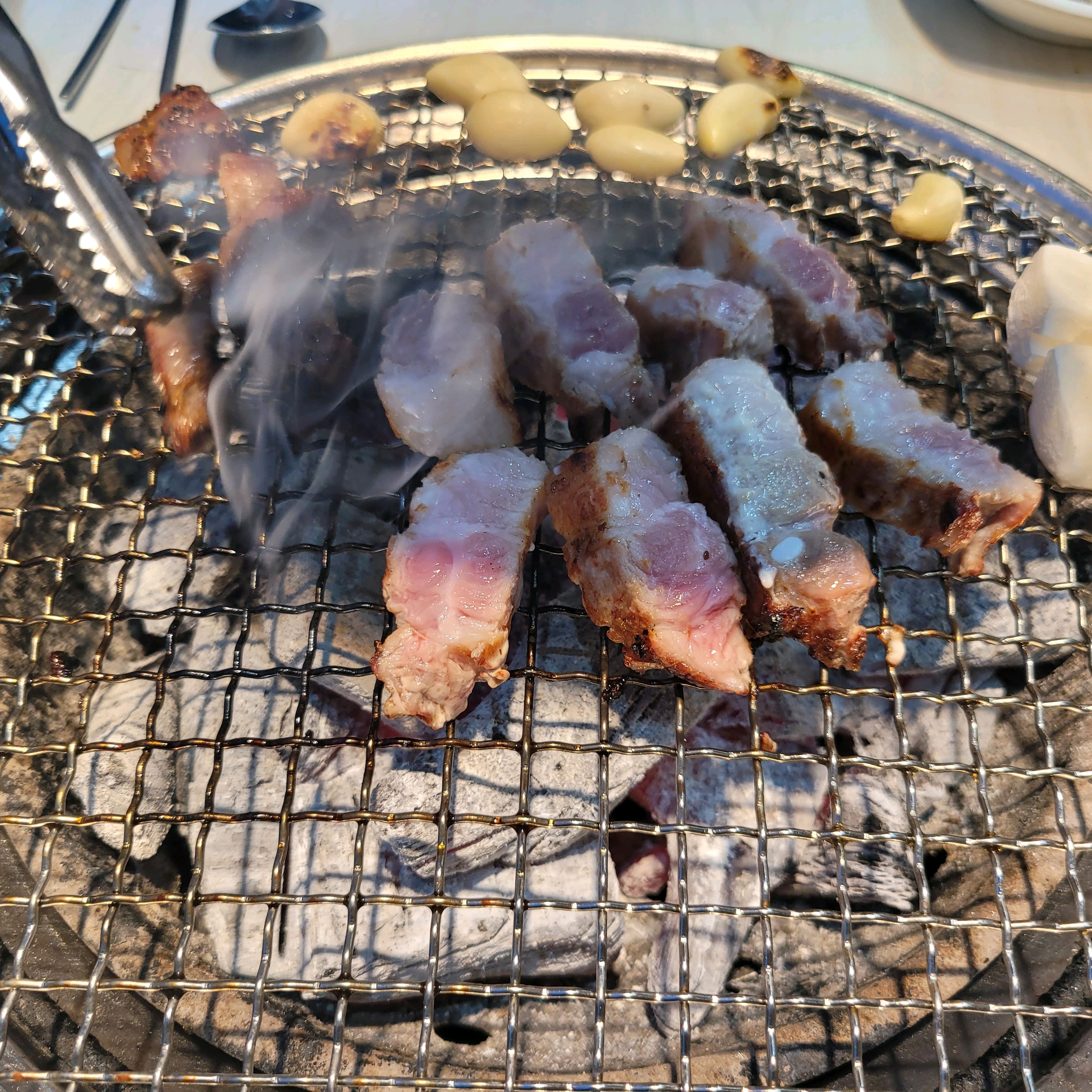 고기도 맛있고, 샐러드바도 다양해서 자주 이용합니다~~ - 비산동 맛집 명륜진사갈비 안양비산점