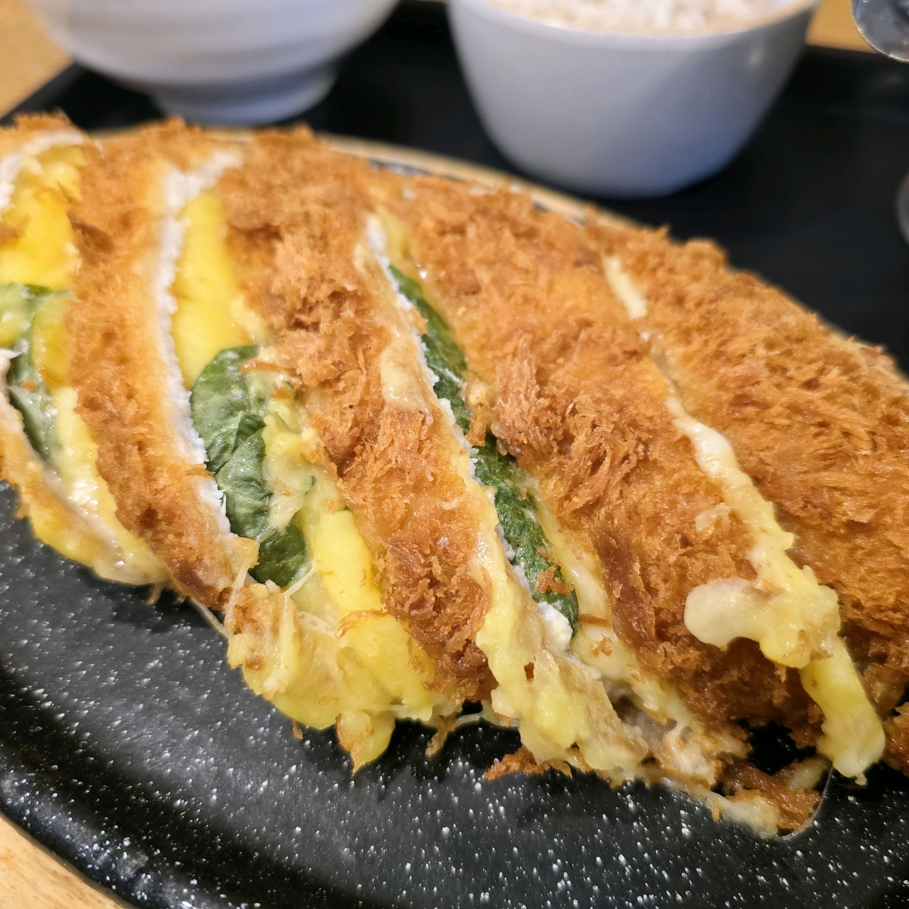 가성비 최고예요. - 구미 구평동 맛집 홍익돈까스 구미구평점