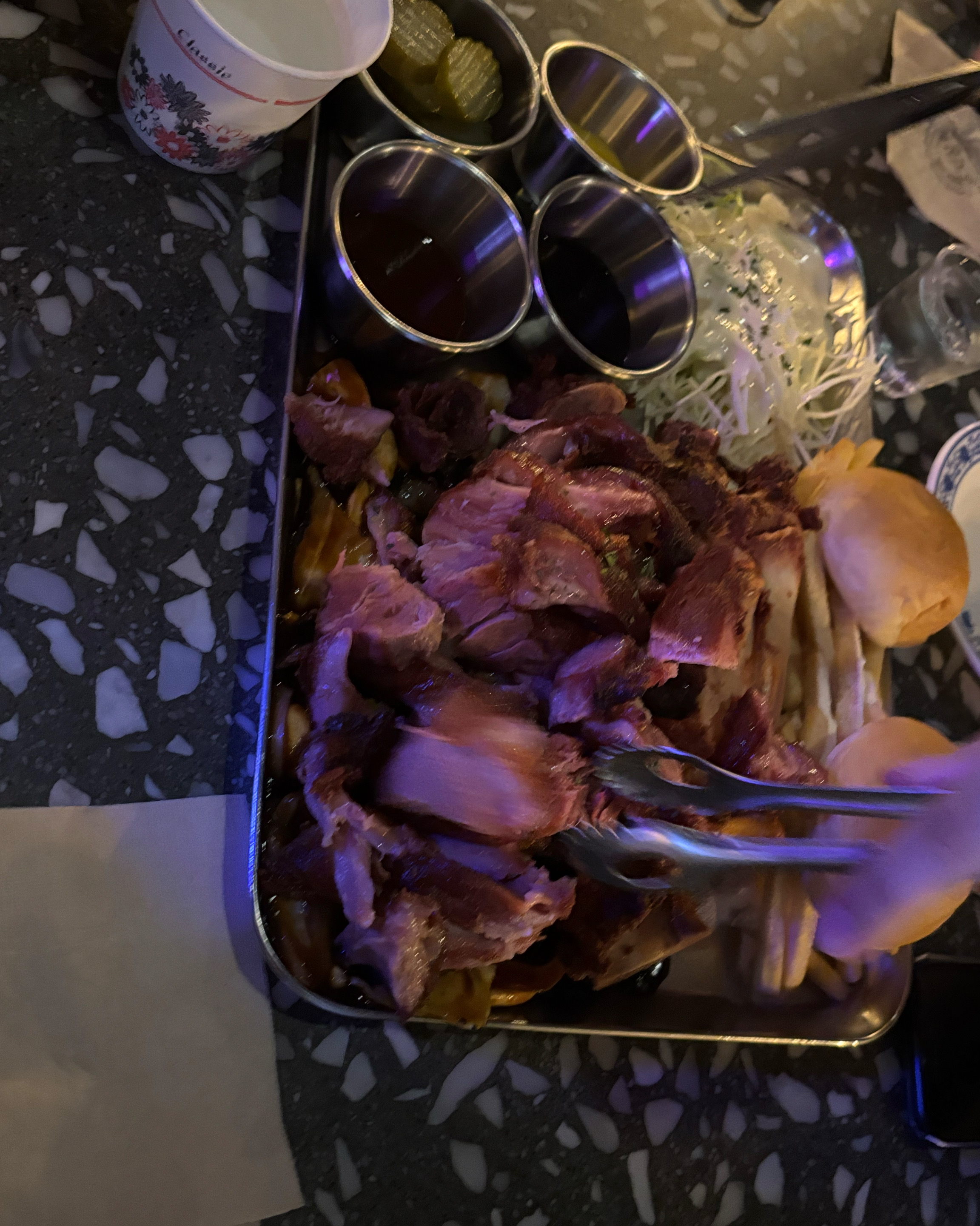 수지학센 플레터 올때마다 시키는데 정말 후회없는 선택입니다 맛있어요! - 천호동 맛집 수지상회 천호점