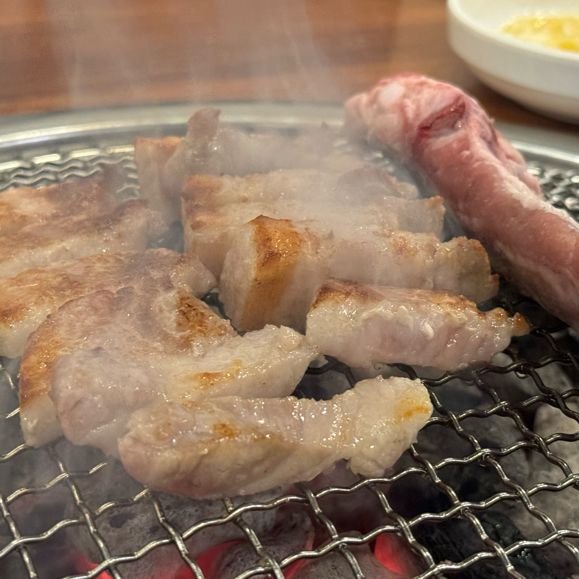 너무 맛있고 직원들도 하나같이 친절해서 기분좋아요! - 천호동 맛집 와고참숯갈비