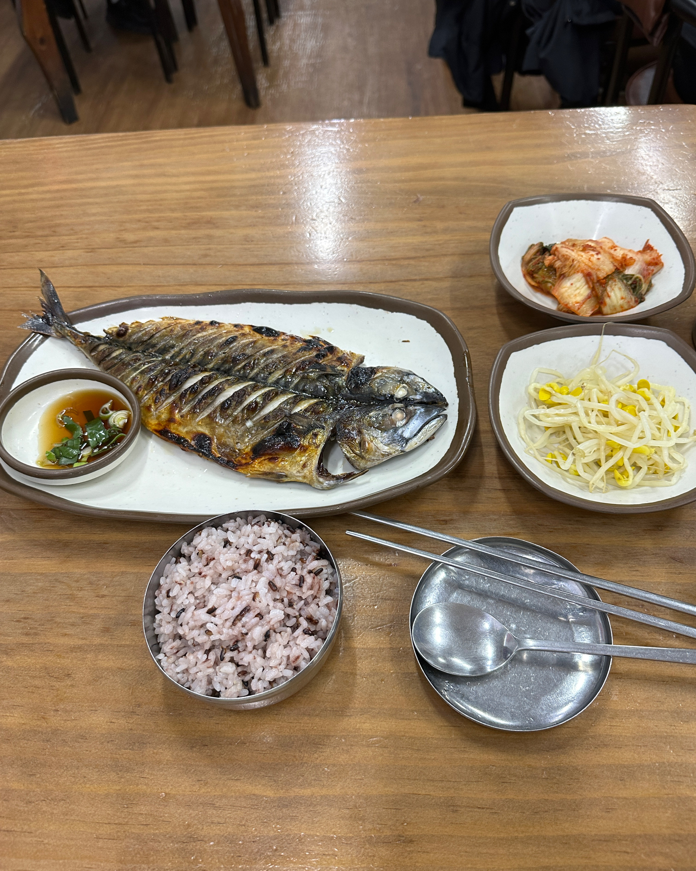 제주시 천수동에 있는 유명한 도민 맛집이에요👍🏻 - 제주 맛집 신설오름