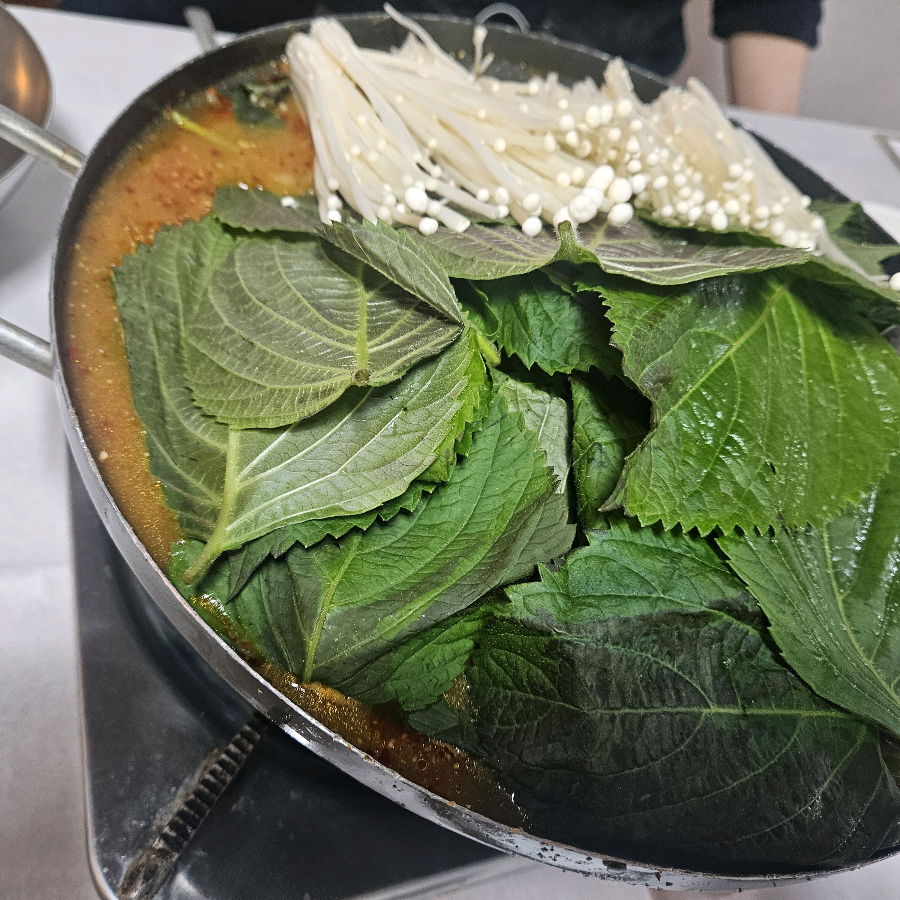 식구들이 좋아해서 종종 자주 갑니다 :) - 대전 맛집 솔밭묵집
