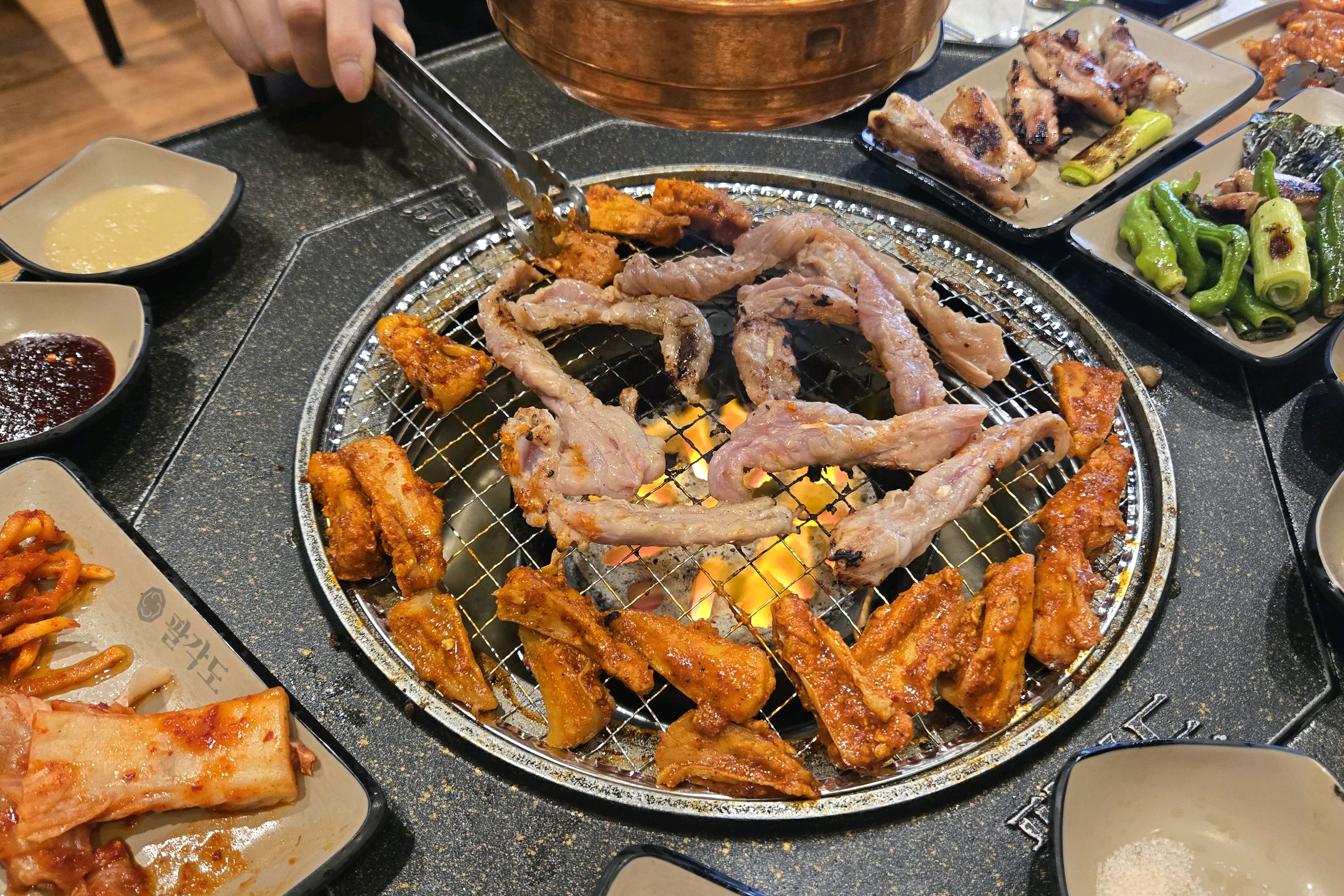회식하러 왔는데 맛잇게 잘먹고 가용~ - 불당동 맛집 팔각도 천안신불당점