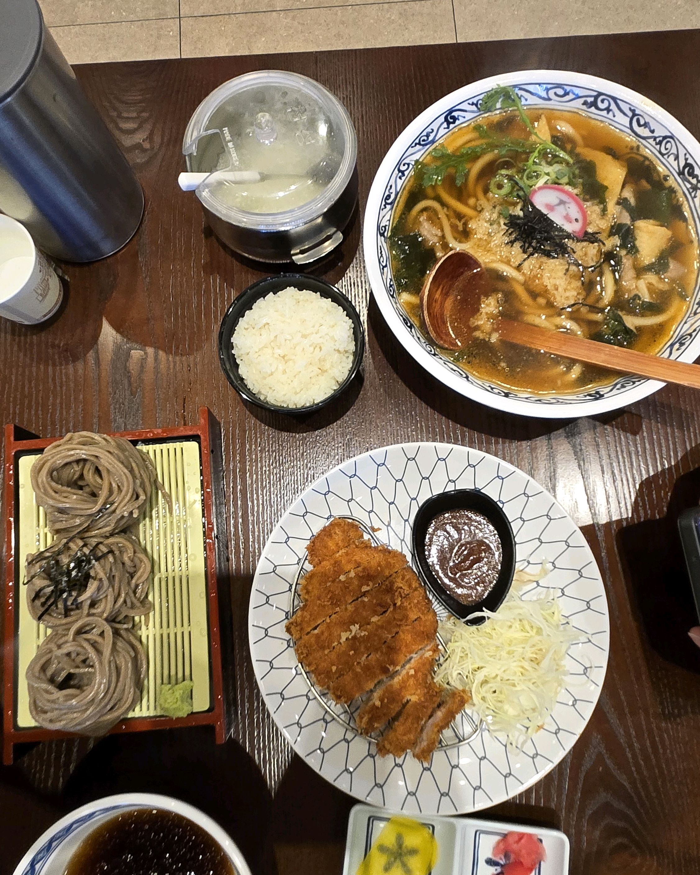 오늘도 매콤우육우동과 삼동소바정식! - 지축역 맛집 삼동소바 고양지축점