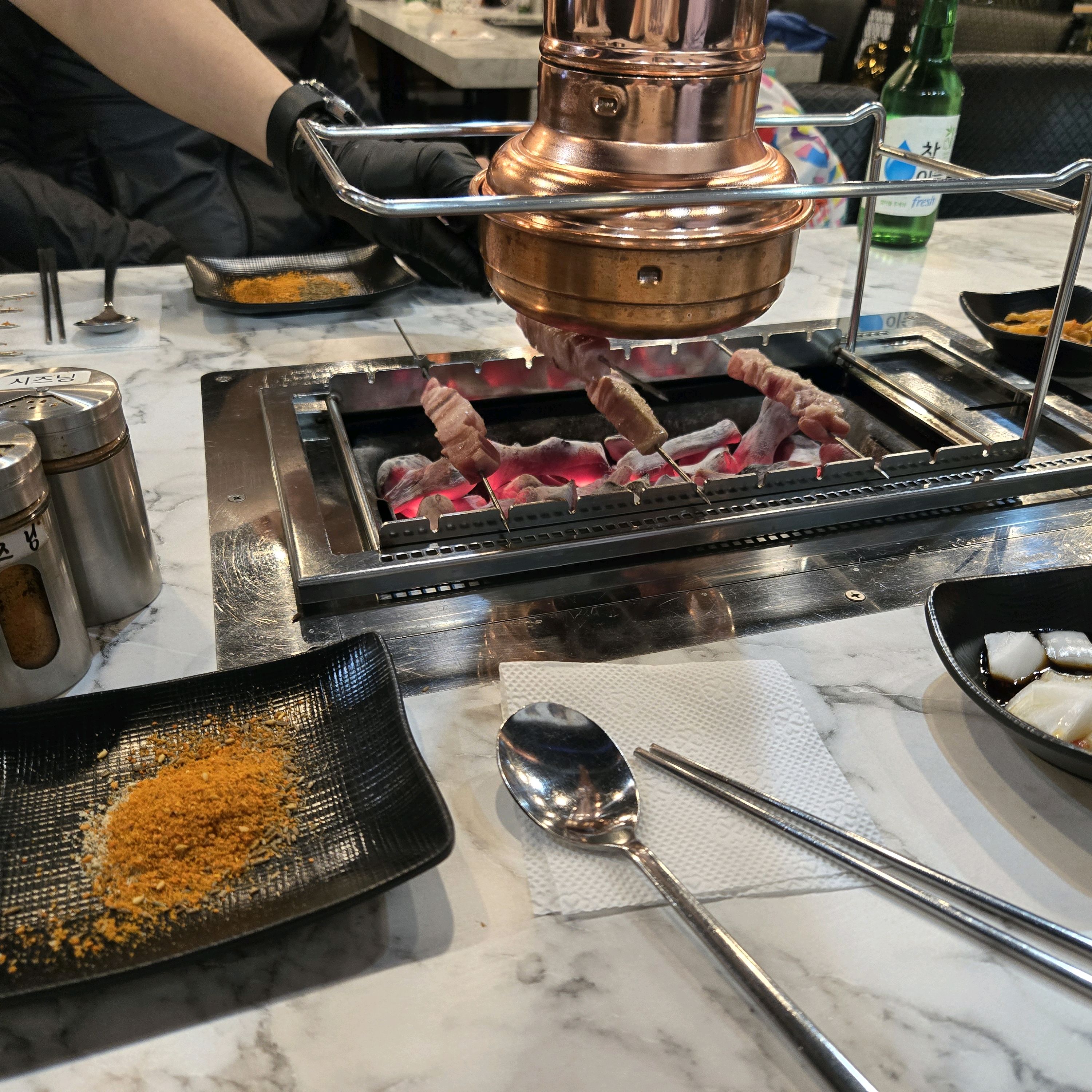 초저녁에 예약없이 왔다가 대기가 길어서ㅠ - 불당동 맛집 순한양꼬치 양다리걸쳐